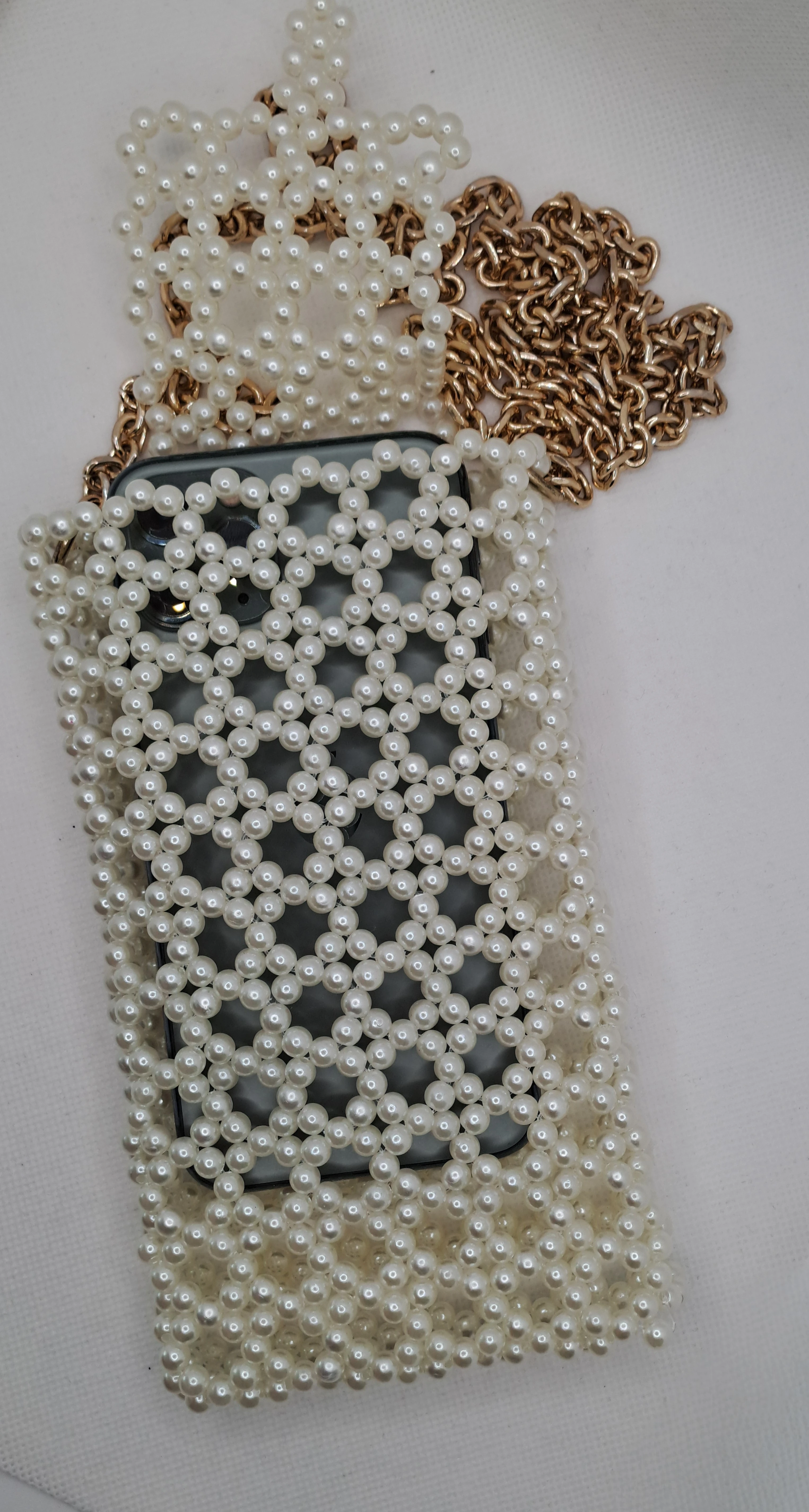 BEYAZ İNCİ TELEFONLUK