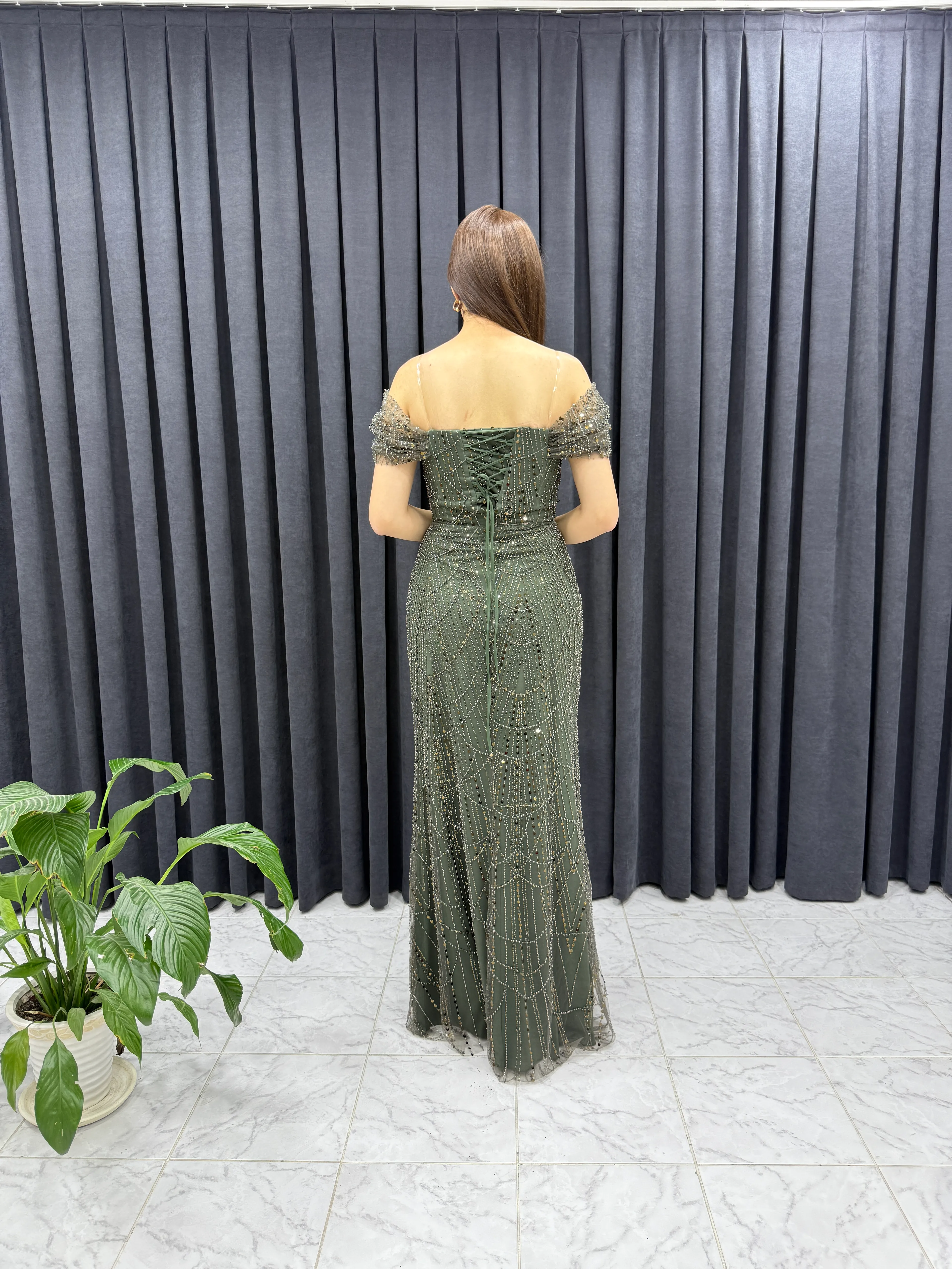 Güneş Desenli Düşük Kol Abiye