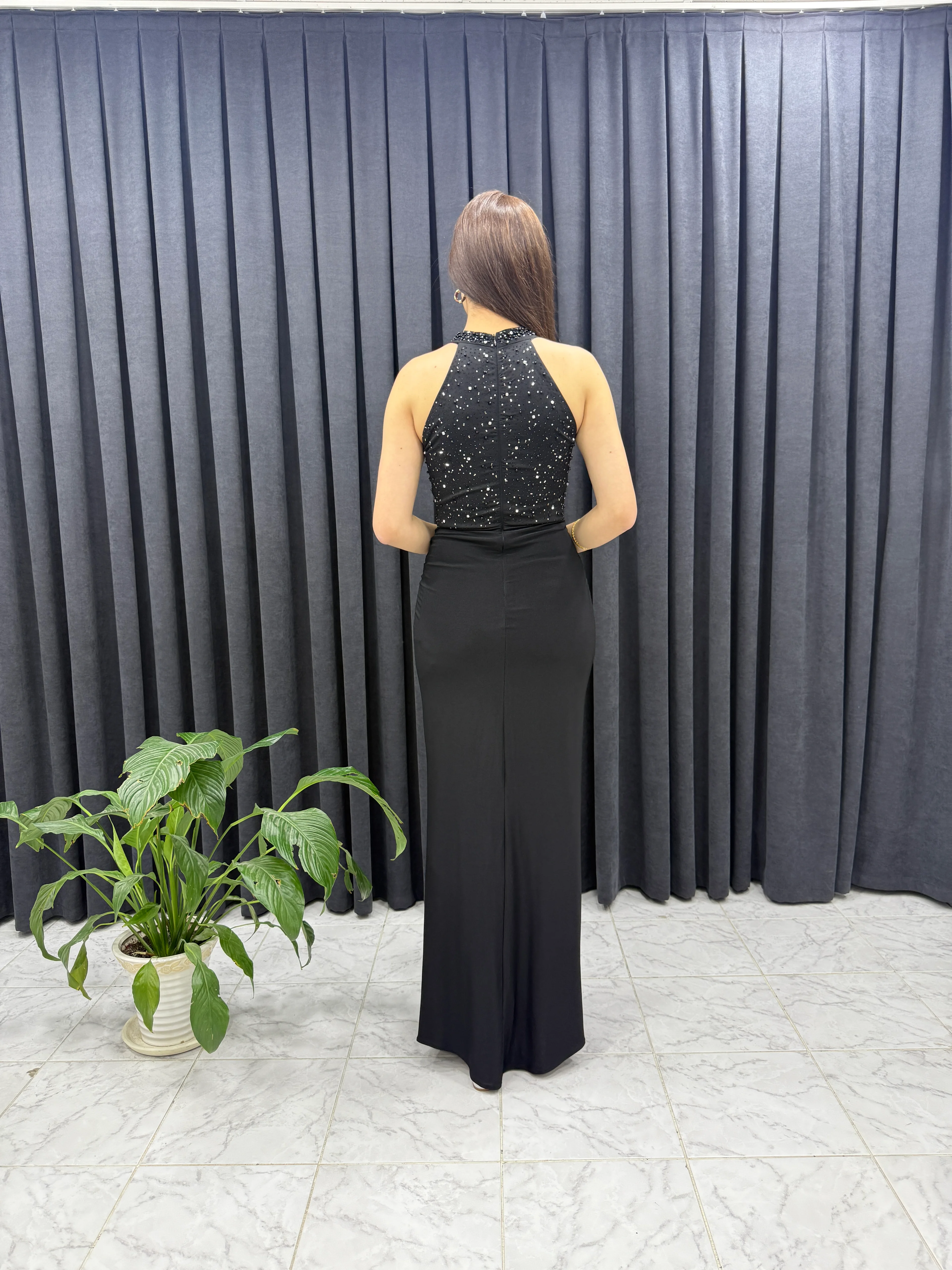 Halter Yaka Kristal Kumaş Abiye