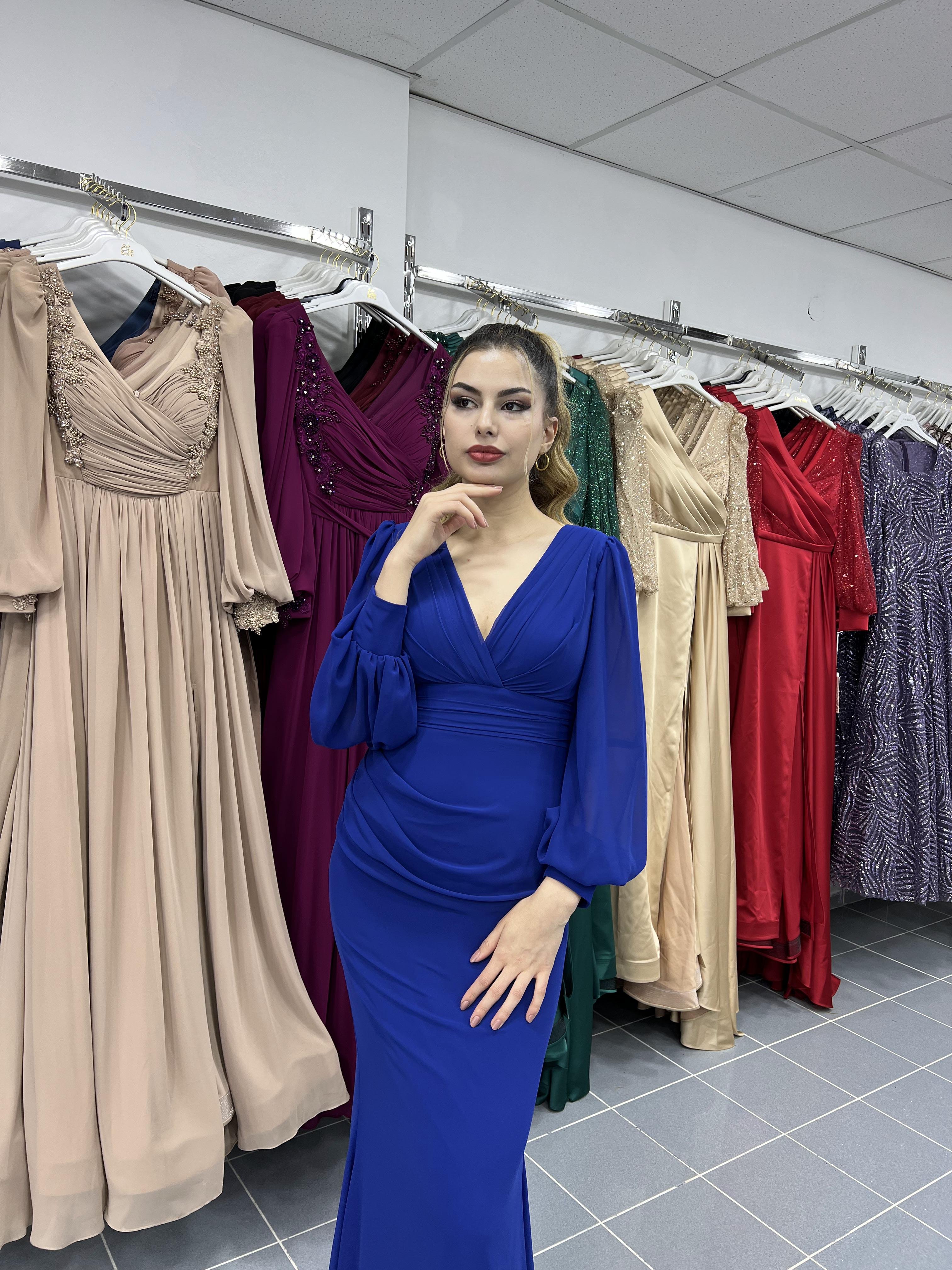 Kuyruklu Sade Şifon Abiye