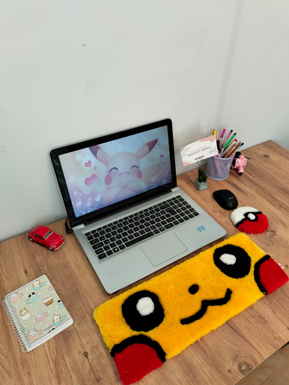 Pikachu Tufting Klavye Halısı