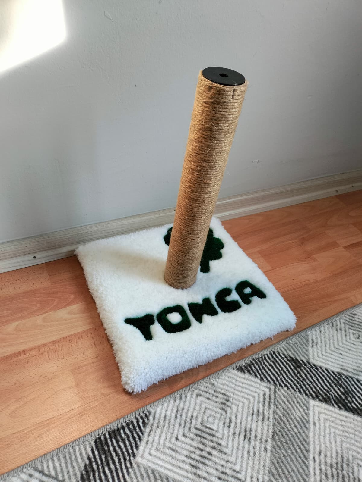 İsimli Tufting Kedi Tırmalama Tahtası