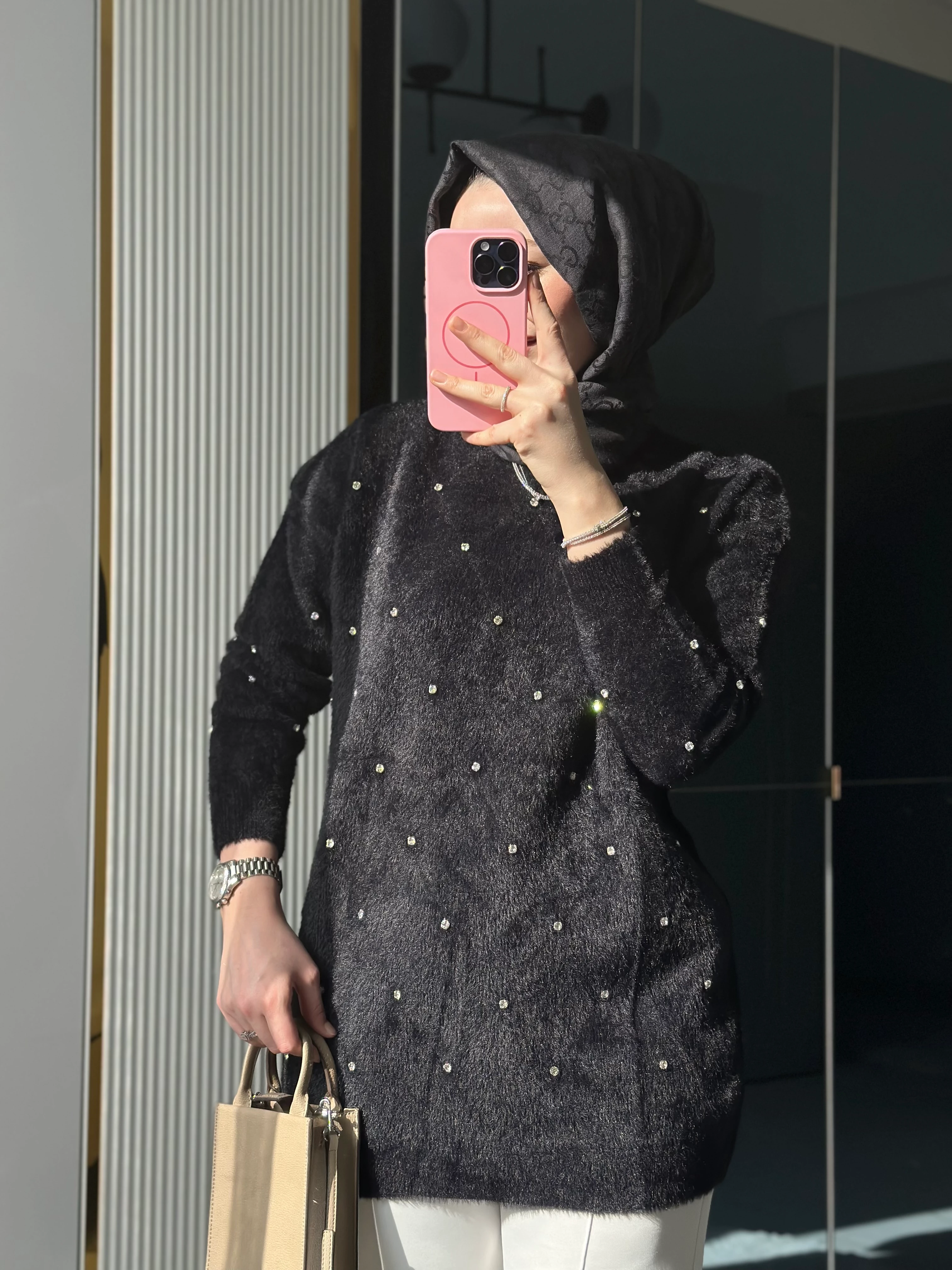 Angora Taşlı Kazak (Siyah)