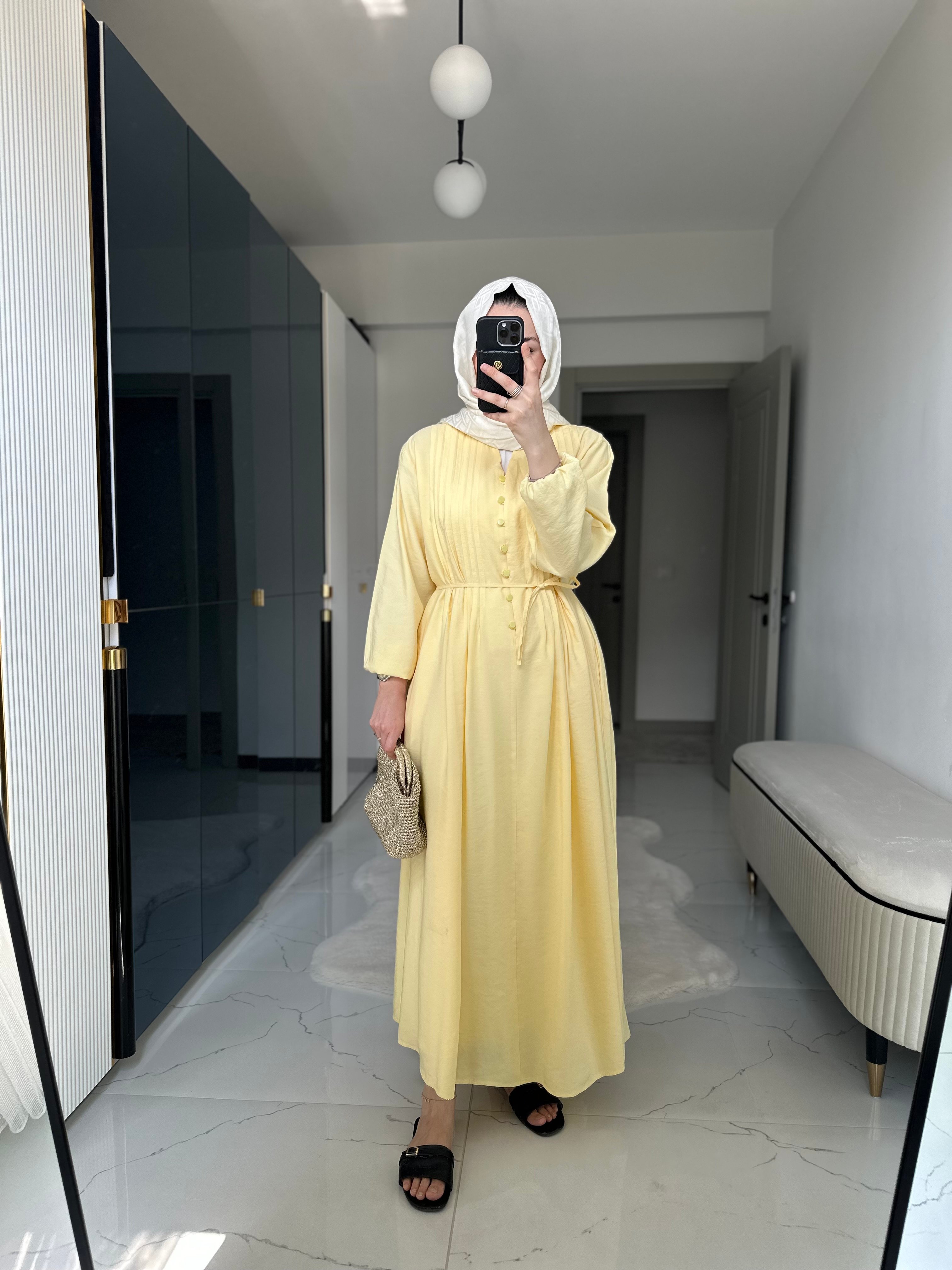 Diana Dress (Butter Yellow)