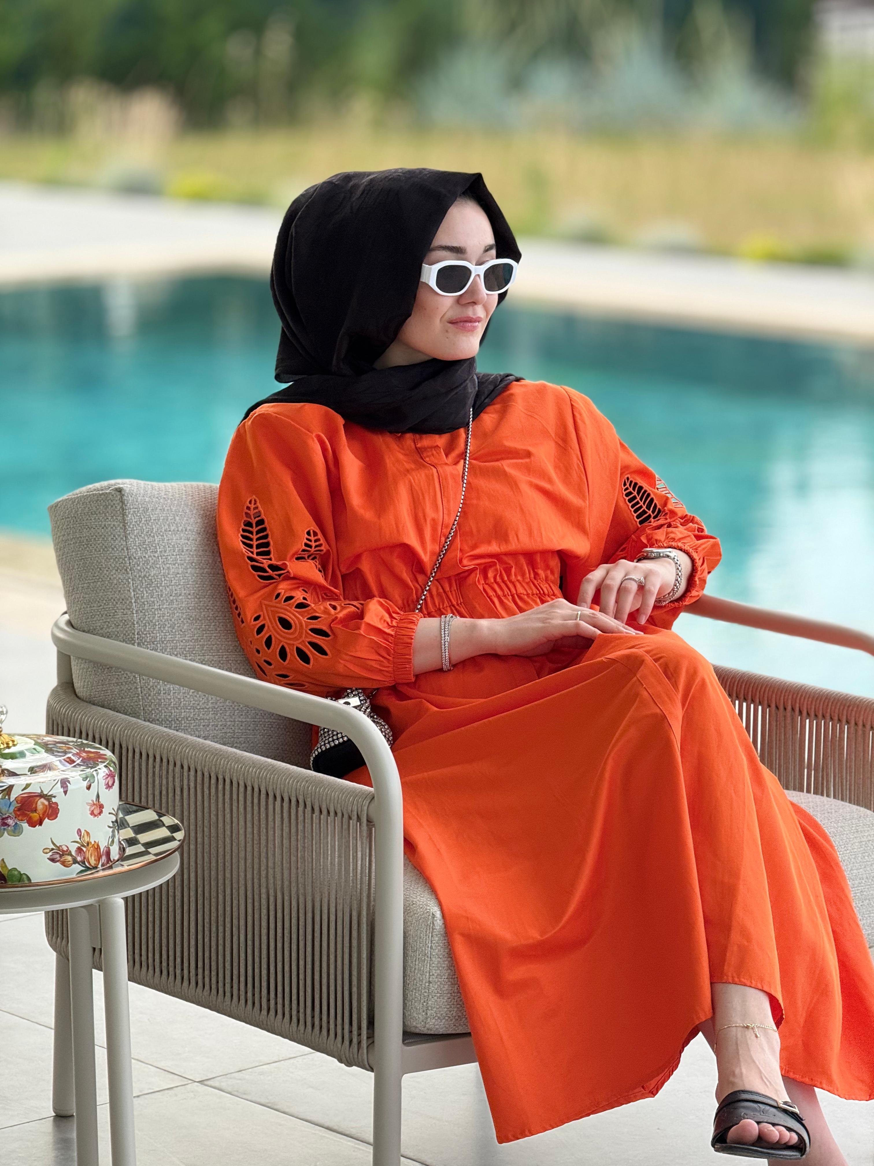 Beymen Model Elbise