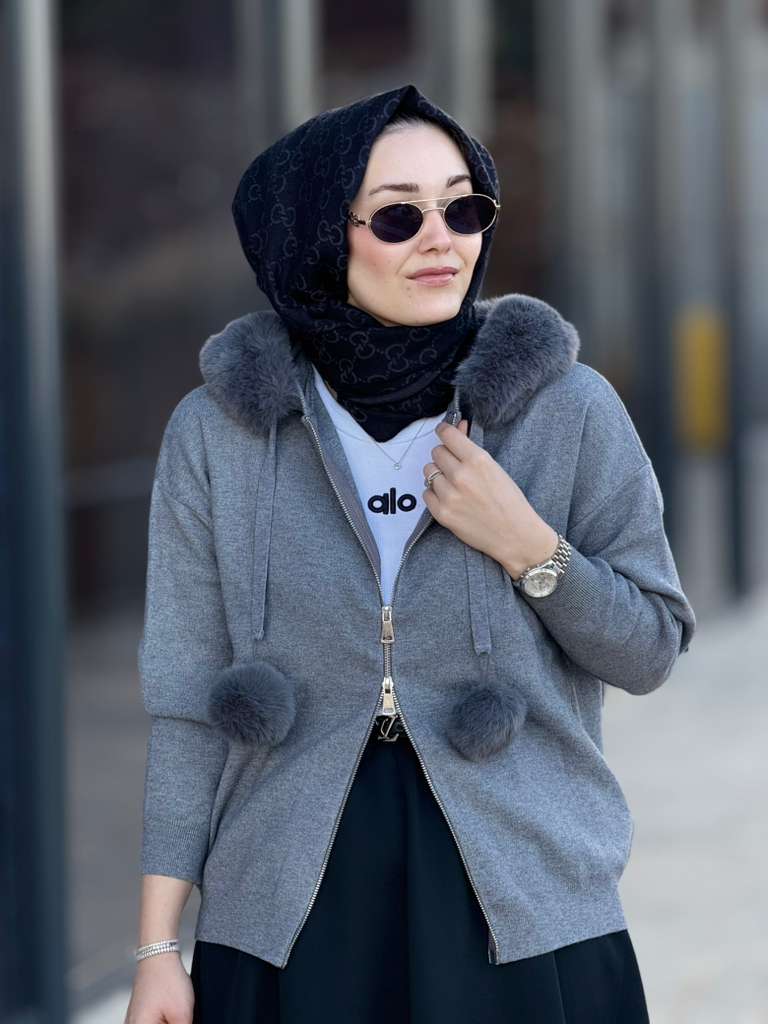 Ponponlu Tasarım Hırka (Gri)