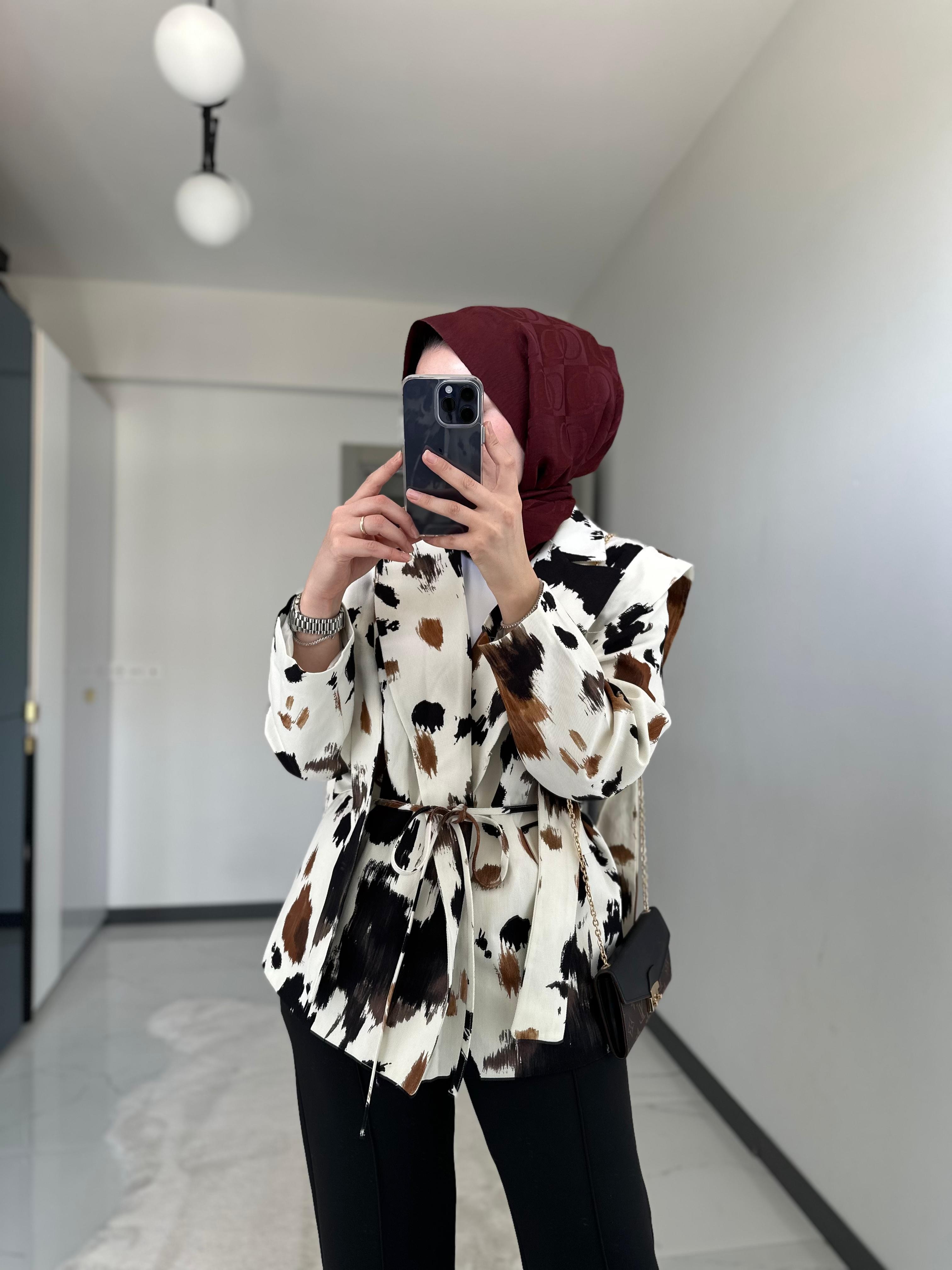 Leopar Bleazer