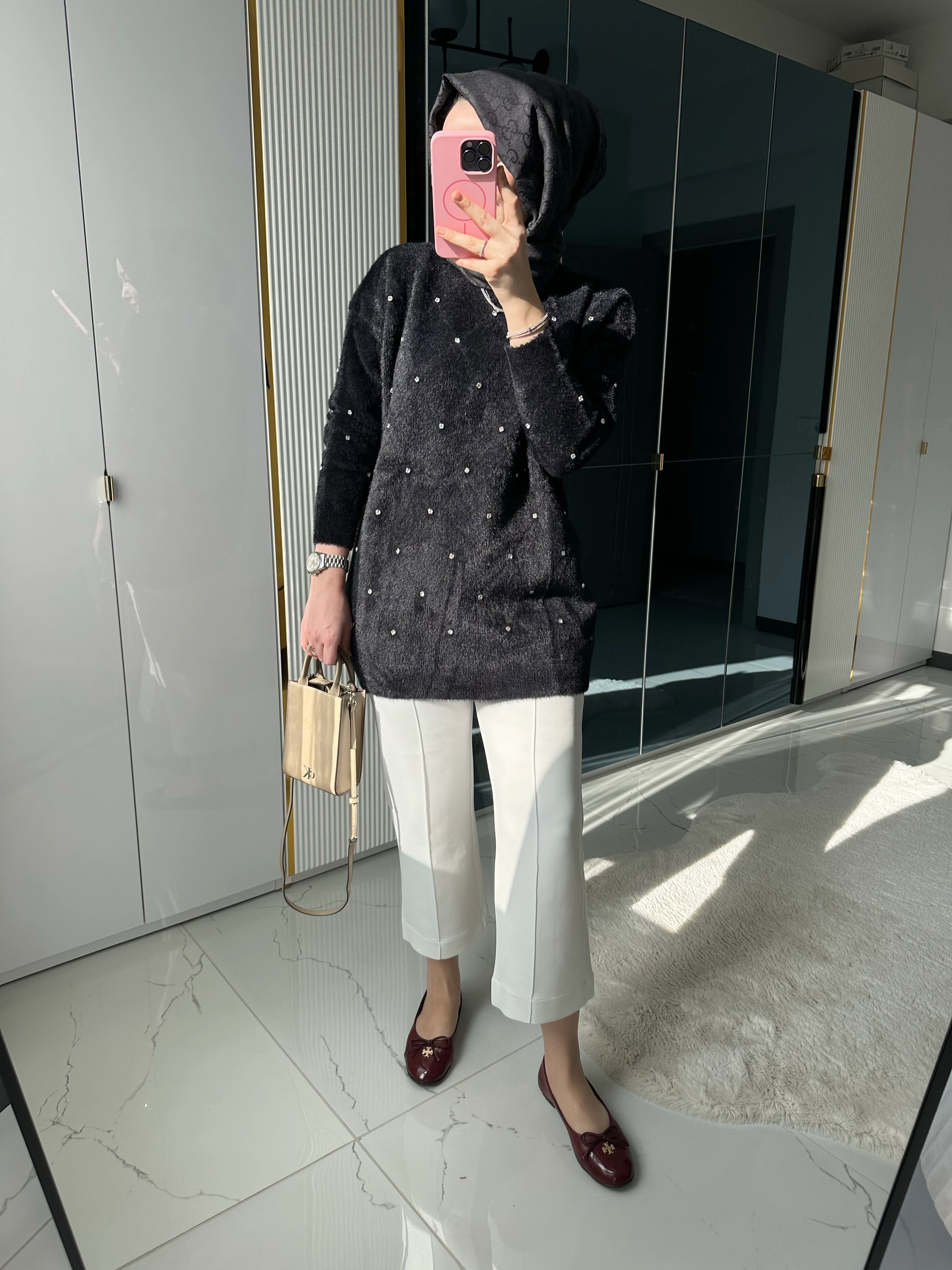 Angora Taşlı Kazak (Siyah)