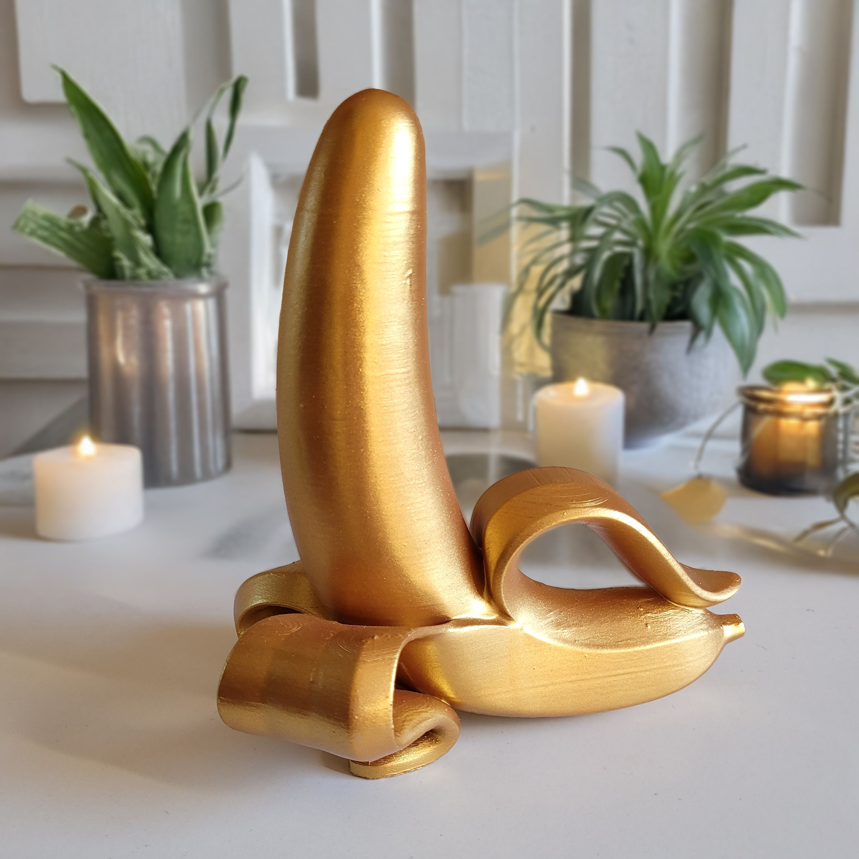 Soyulmuş Muz Heykel - Antique Gold
