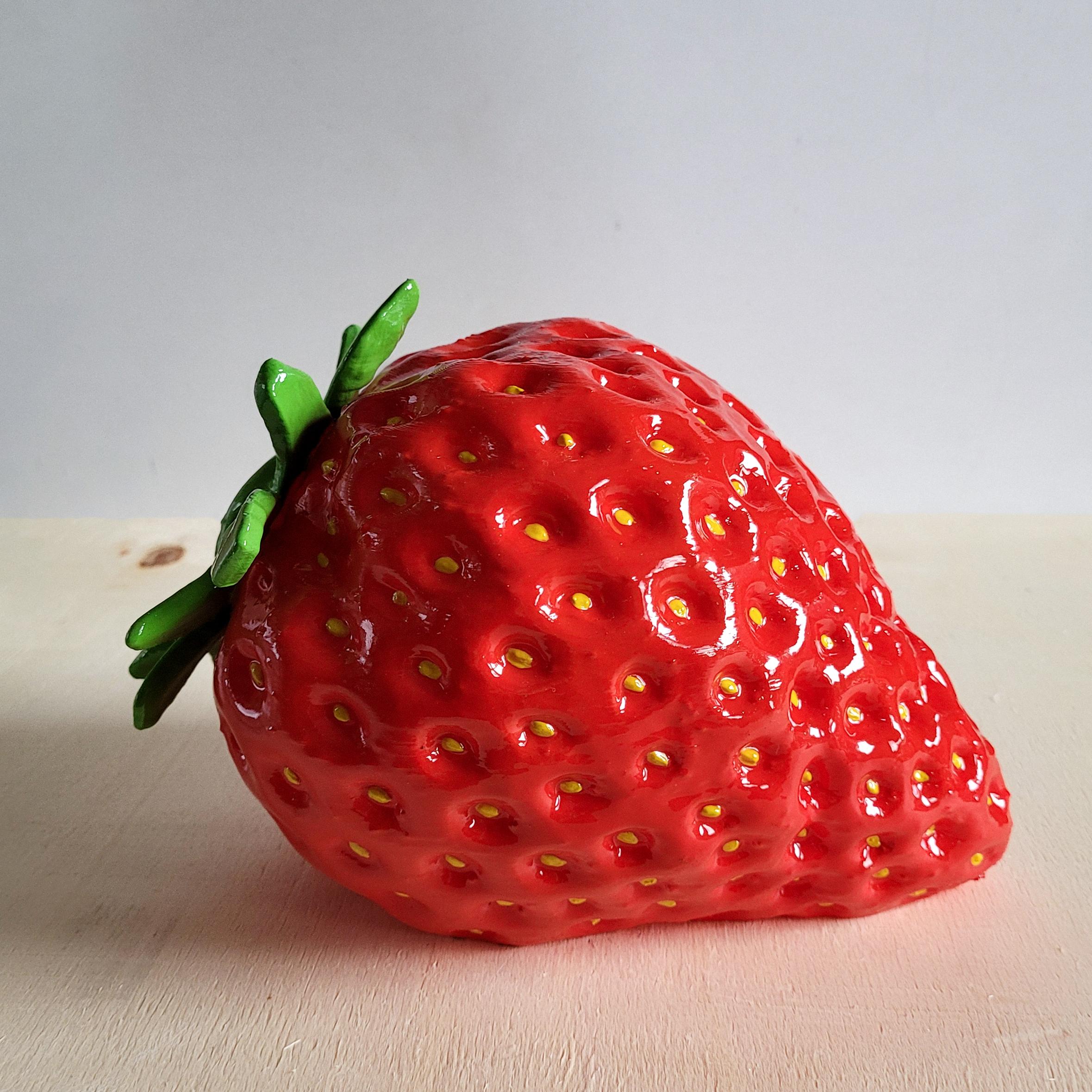 Big Berry Dekoratif Çilek Heykeli