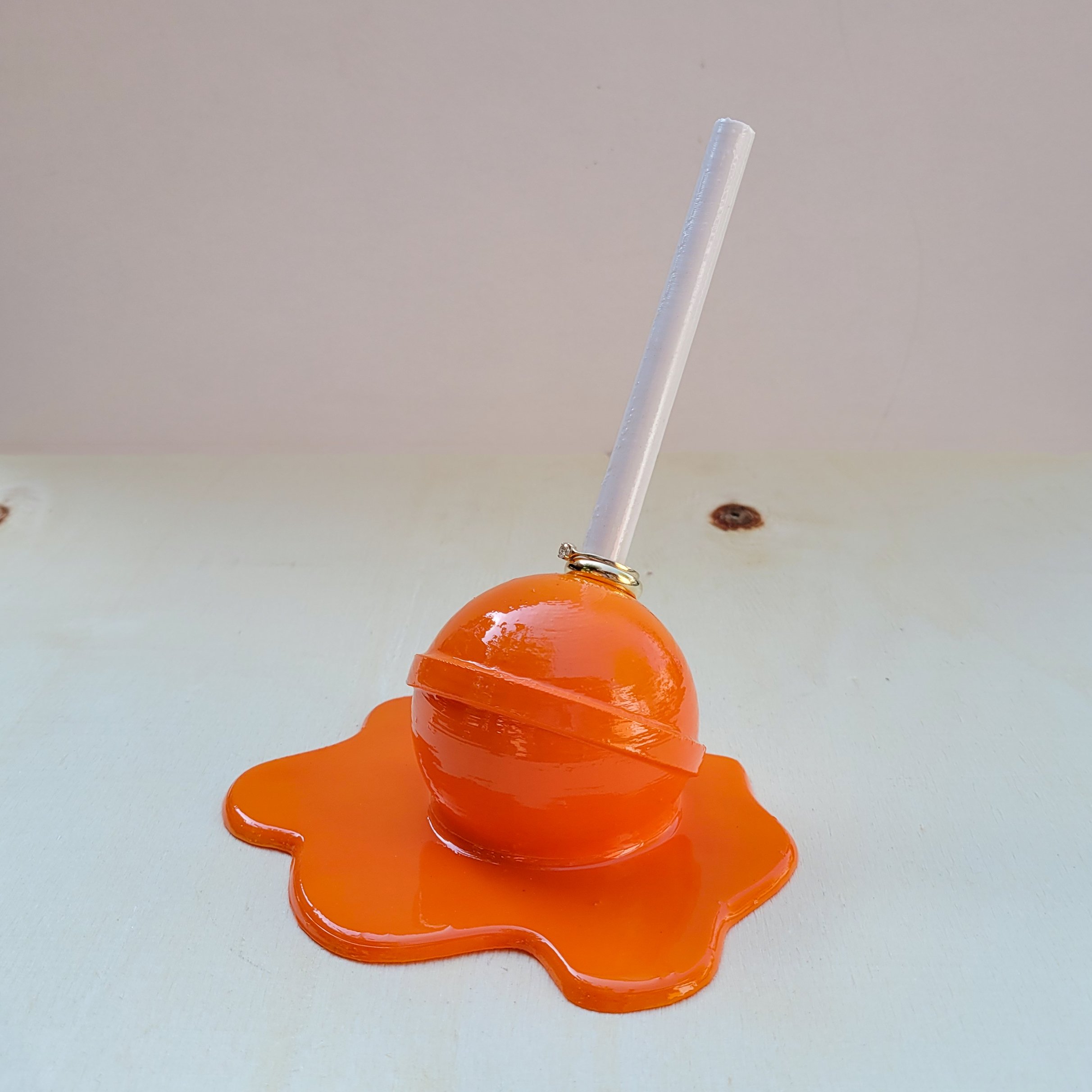 Erimiş Lolipop Yüzük Tutacağı