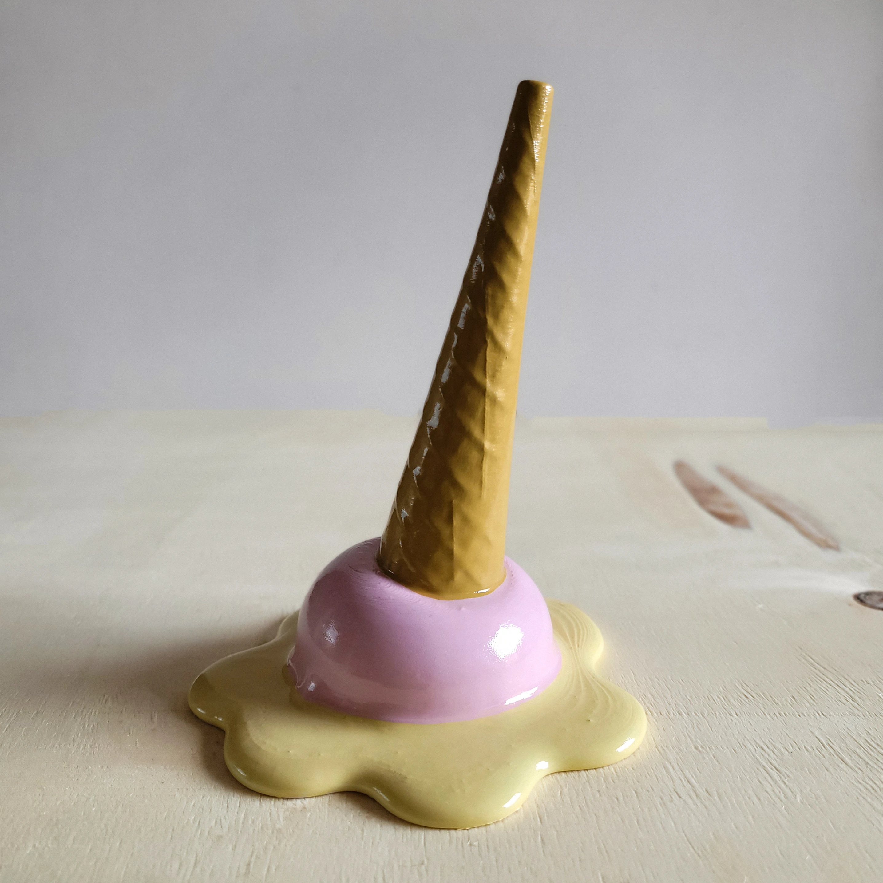 Erimiş Dondurma Yüzüklük