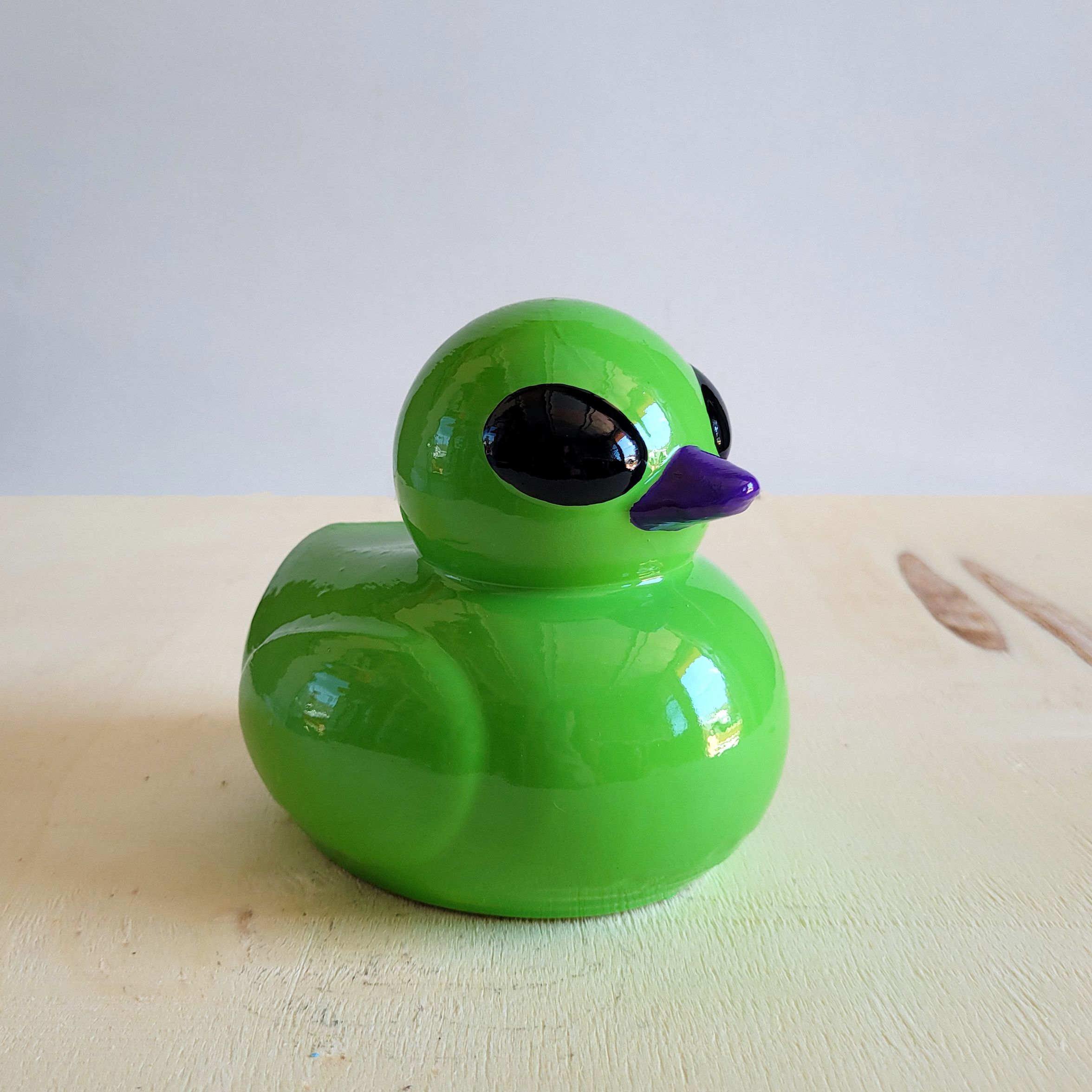 Alien Duck Plastik Ördek Figürü