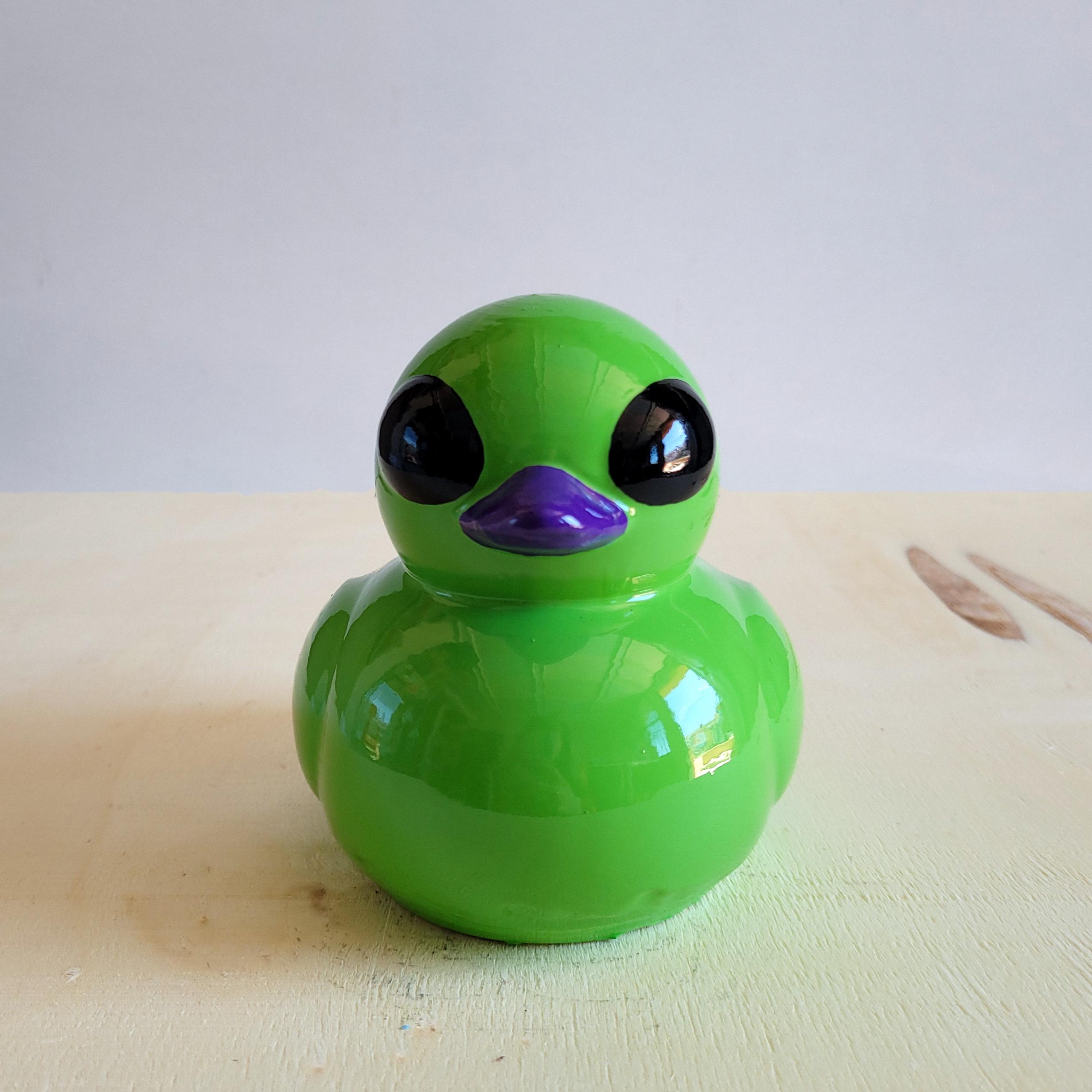 Alien Duck Plastik Ördek Figürü
