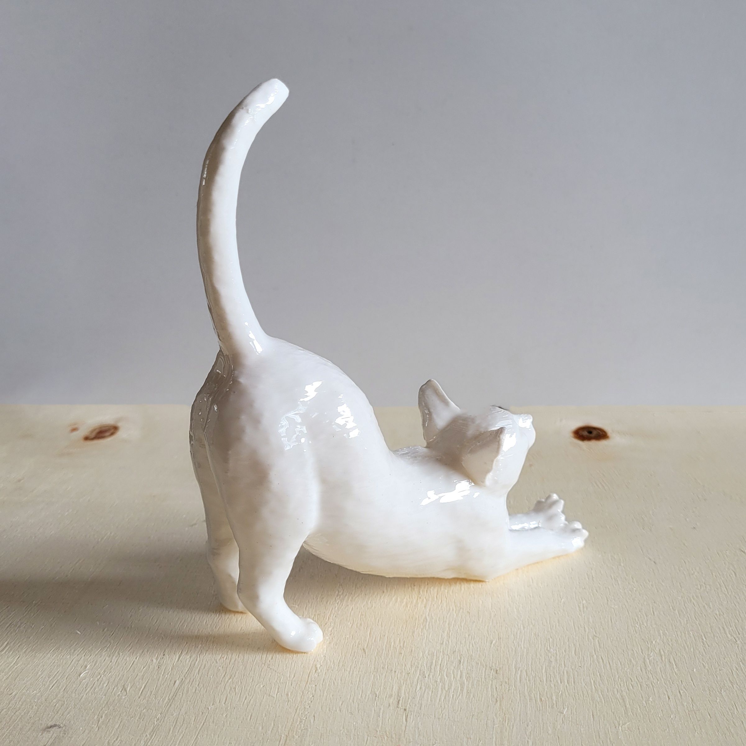 Esneyen Kedi Yüzük Düzenleyici