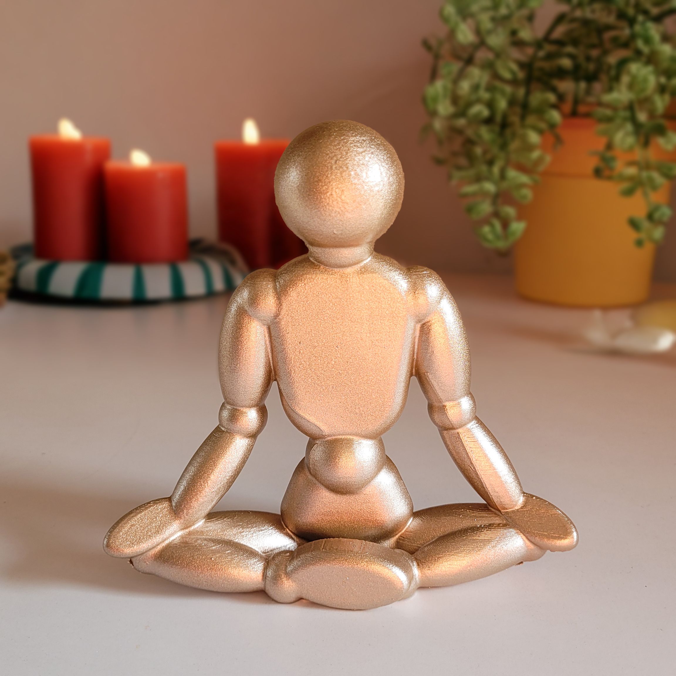 Yoga Lotus Pozu Figürü - Champagne