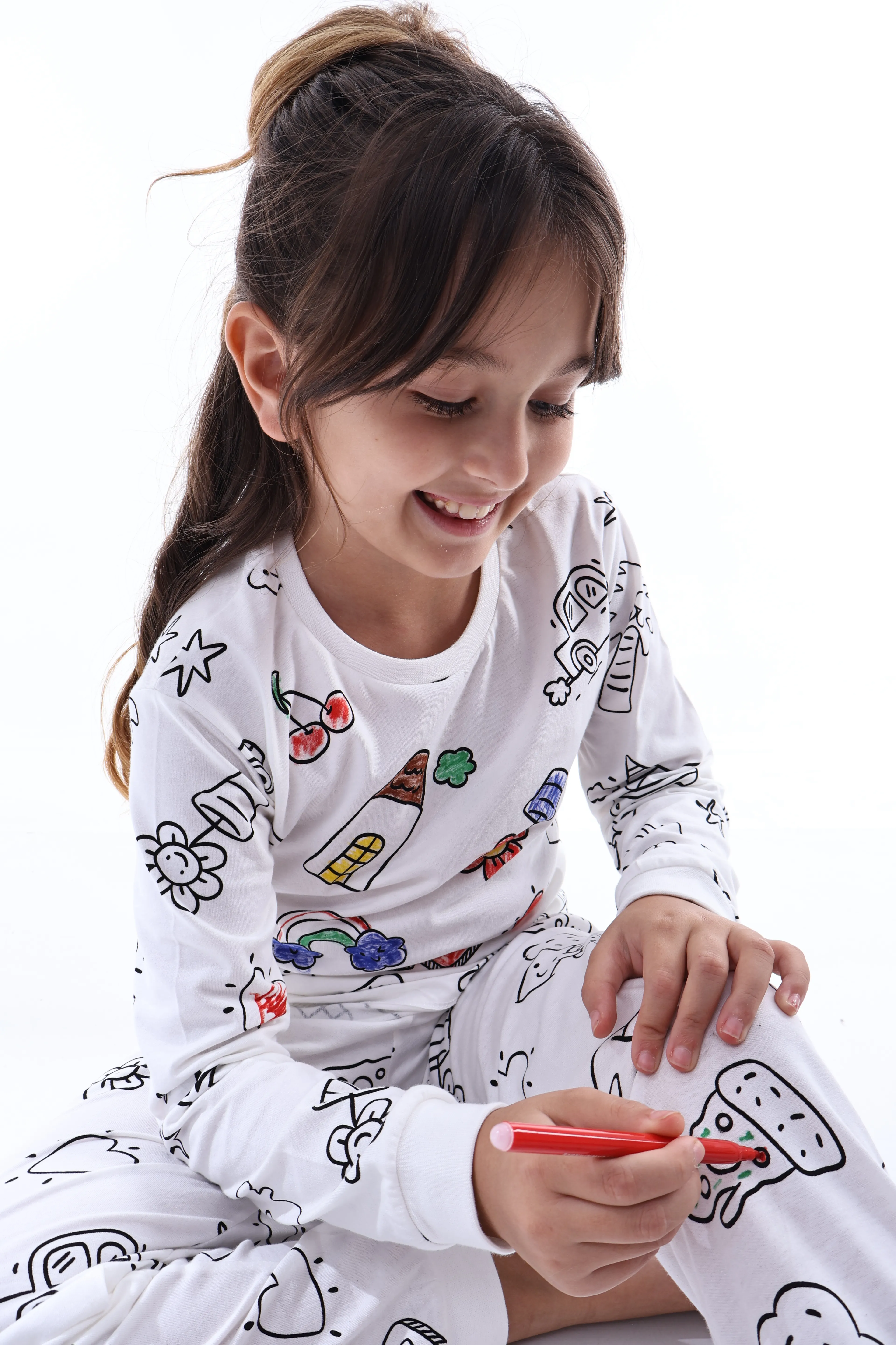 Boyanabilir Unisex Çocuk Pijama – Yıkanabilir Renkli Eğlenceli Ve Rahat Tasarım