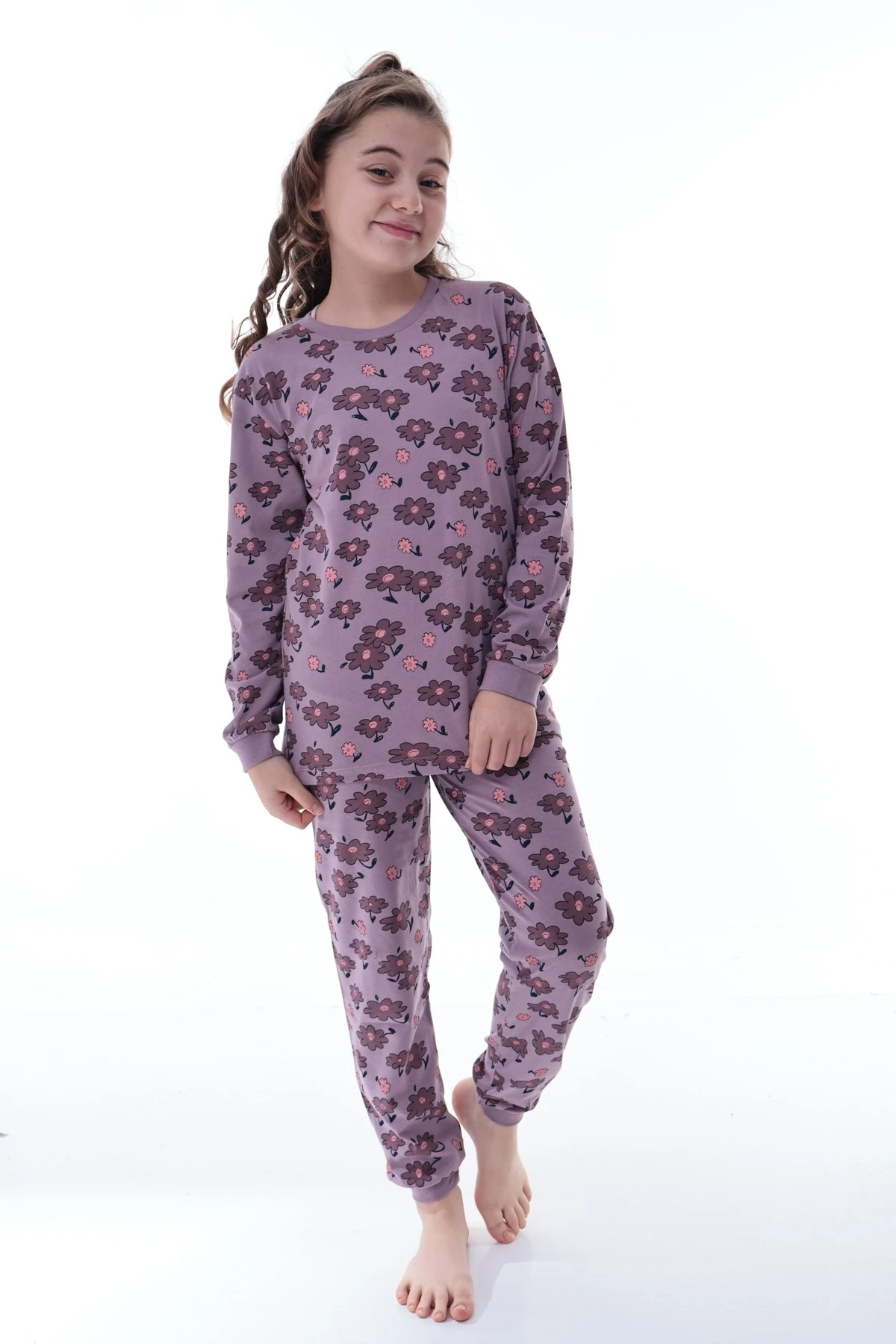 Kız Çocuk Çiçek Desenli Pamuklu Pijama Takımı – 8-13 Yaş Rahat Uyku Takımı