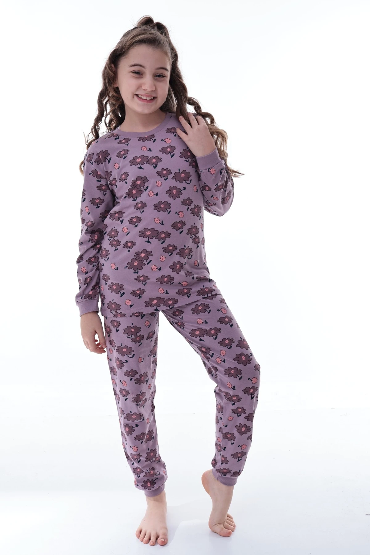 Kız Çocuk Çiçek Desenli Pamuklu Pijama Takımı – 8-13 Yaş Rahat Uyku Takımı