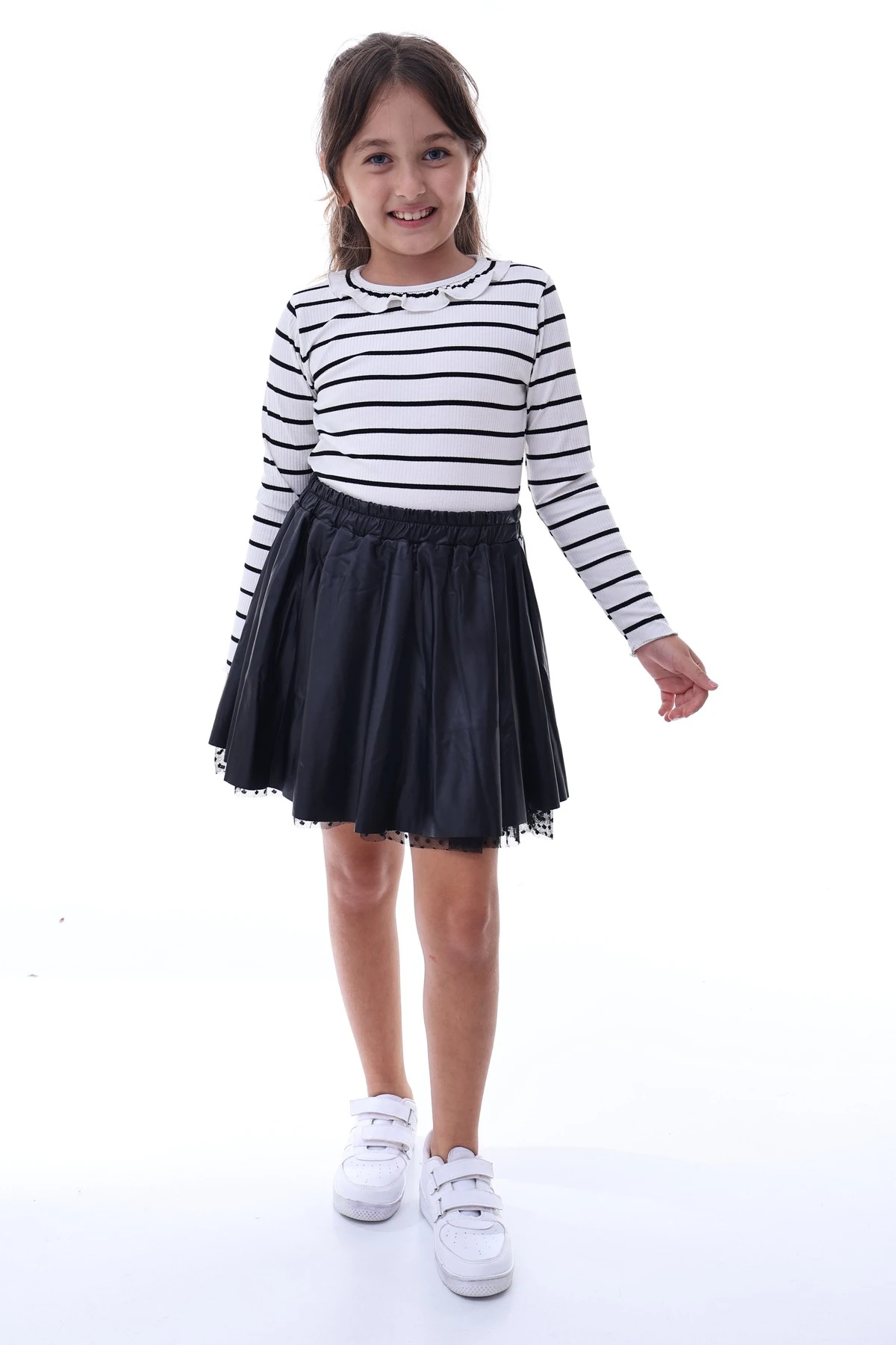 Kız Çocuk Siyah Likralı Suni Deri Tül Detaylı Kloş Etek – Şık ve Trend