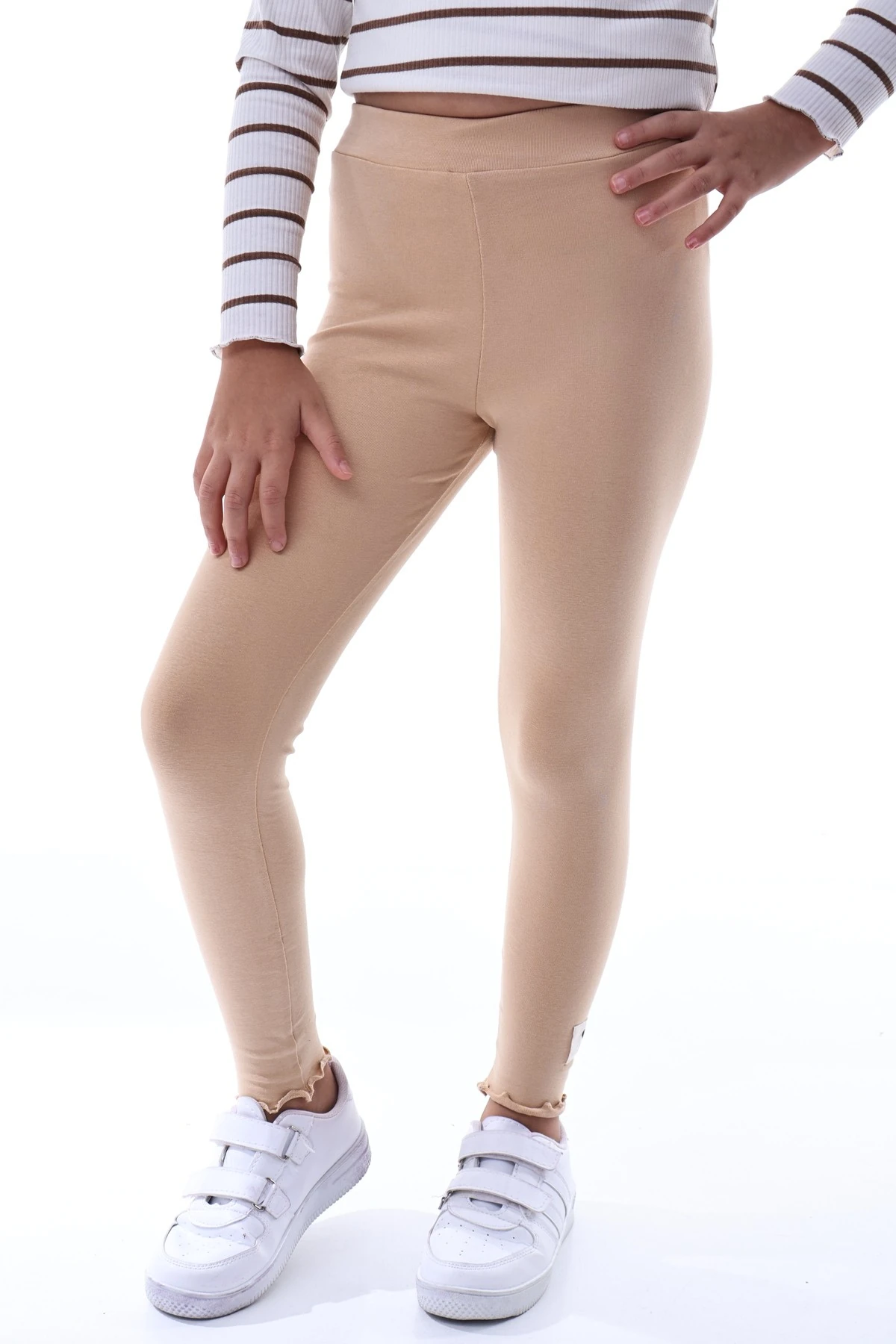 Kız Çocuk Bej Pamuklu Tayt – Esnek ve Rahat
