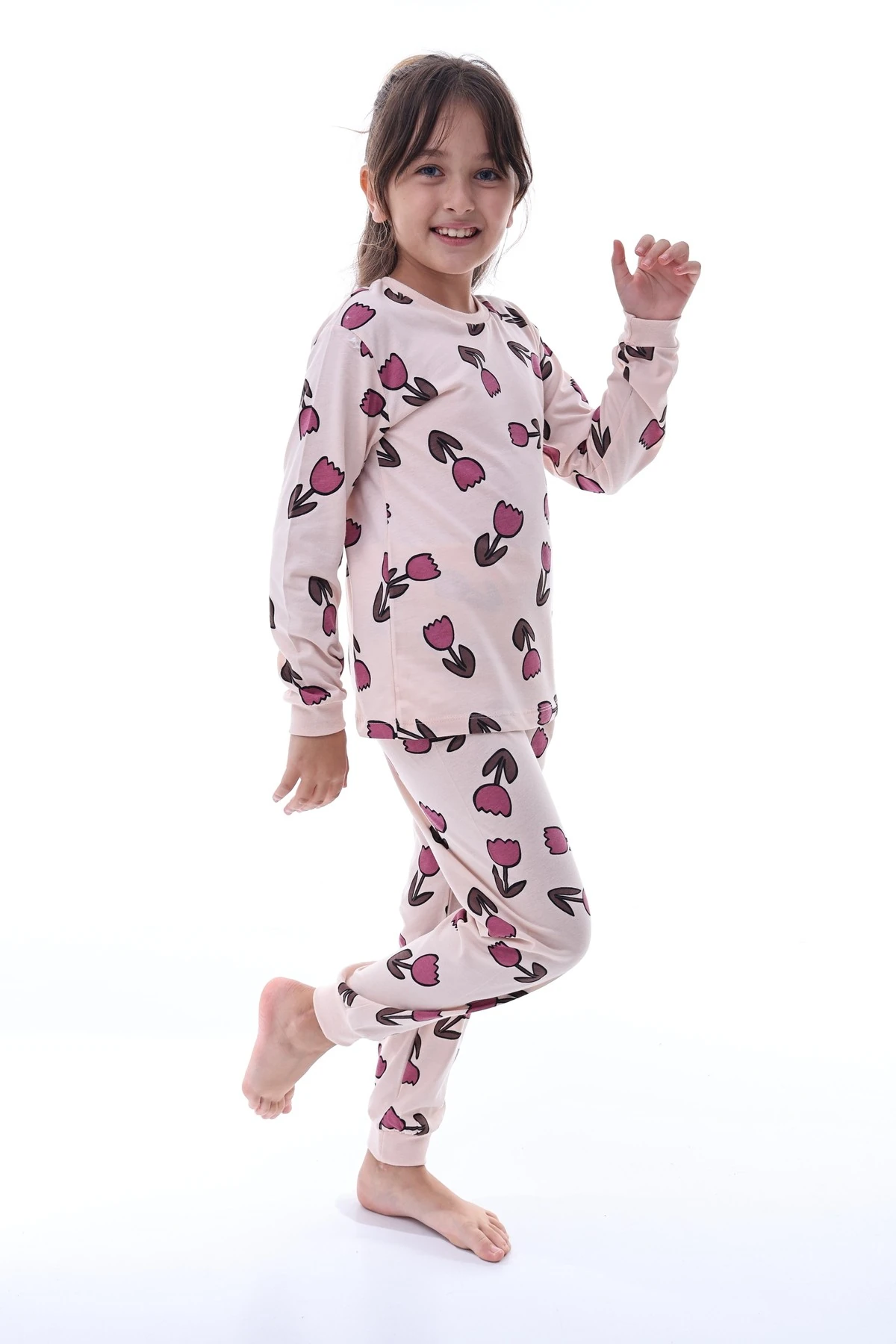 Kız Çocuk %100 Pamuklu Desenli Pijama Takımı – Uzun Kollu Rahat Ev Giyimi