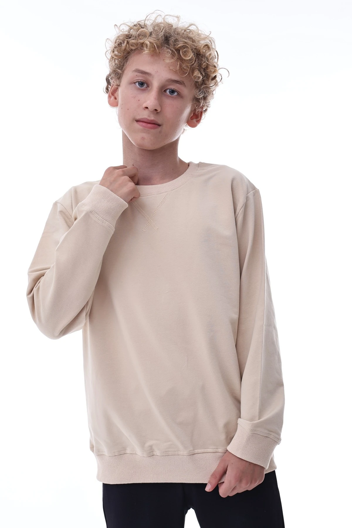 Bej Erkek Çocuk Sweatshirt – Rahat Kalıp Pamuklu İki İplik Kumaş