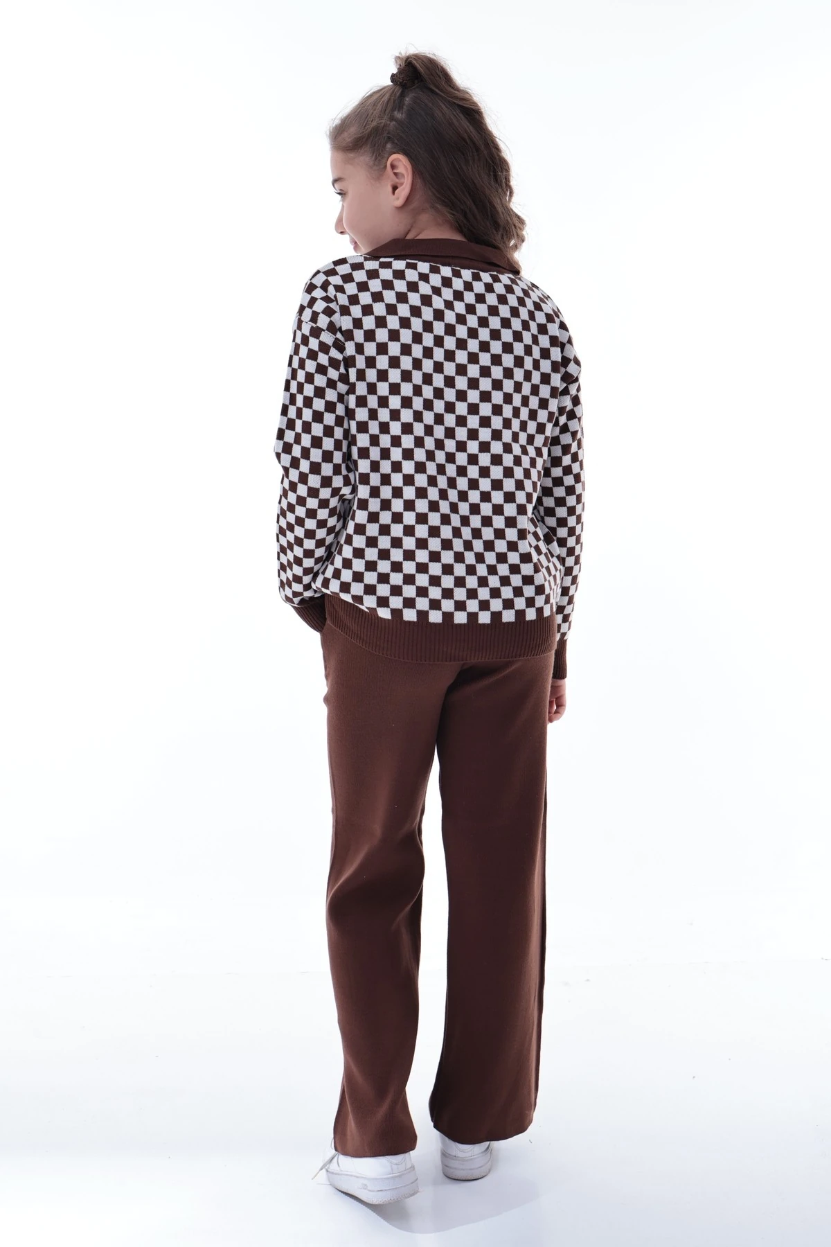 Kız Çocuk Ekoseli Triko Takım – %100 Akrilik Rahat ve Şık