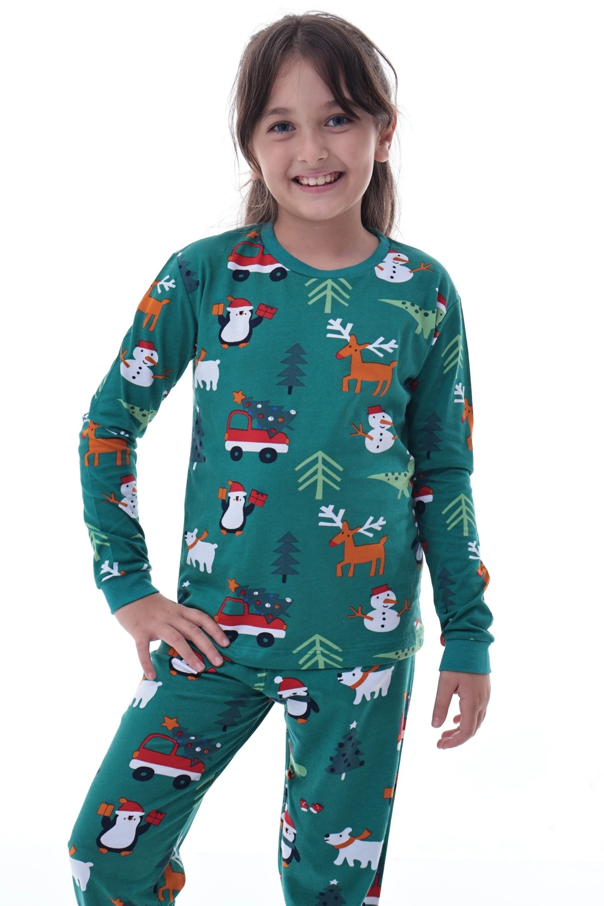 Çocuk Kış Noel Yıllbaşı Desenli Pamuklu Pijama Takımı Unisex – Rahat, Sıcak ve Eğlenceli Ev Giyim