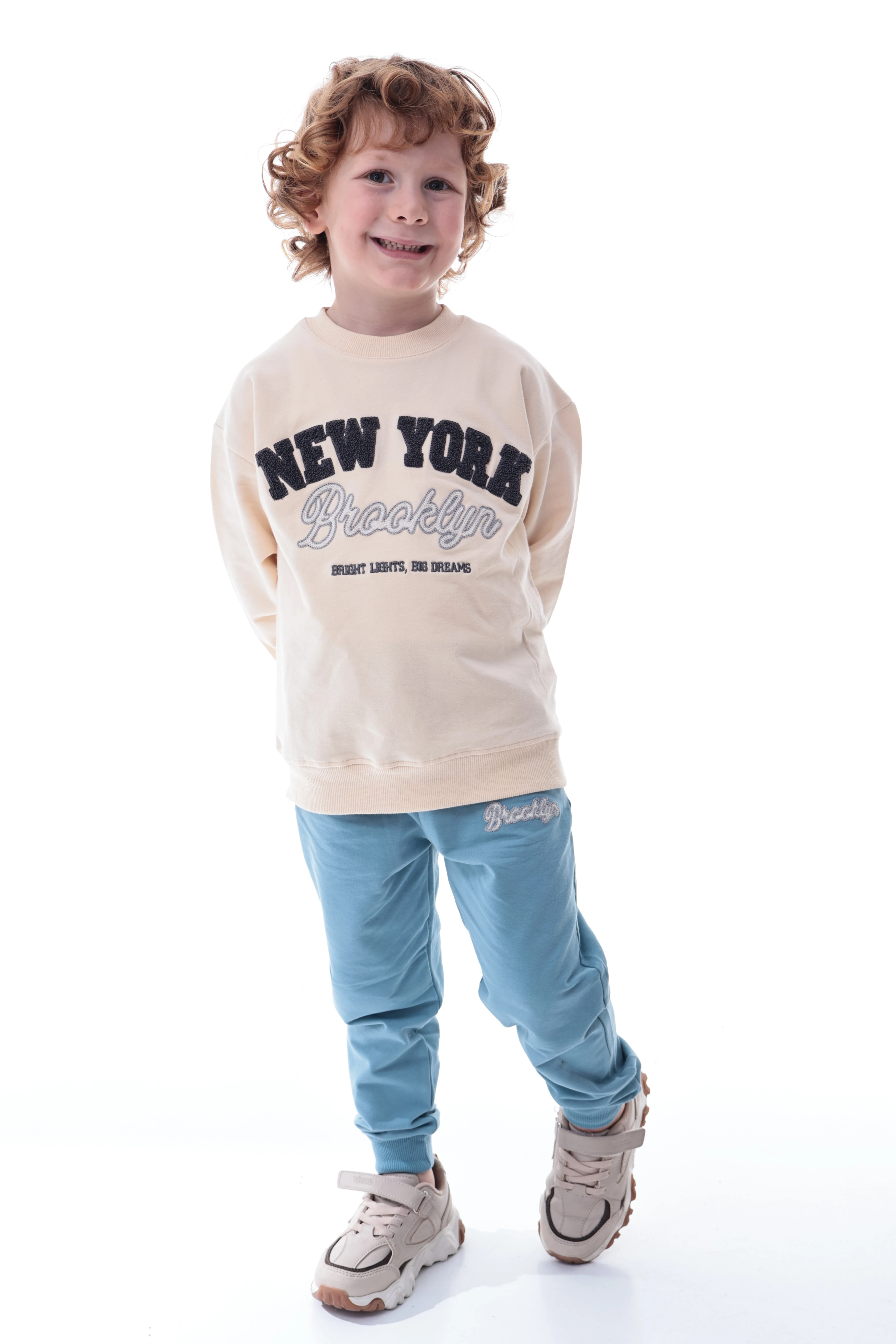 Erkek Çocuk New York Brooklyn Baskılı Eşofman Takımı – Rahat Kalıp, Yumuşak Kumaş, 2’li Sweat