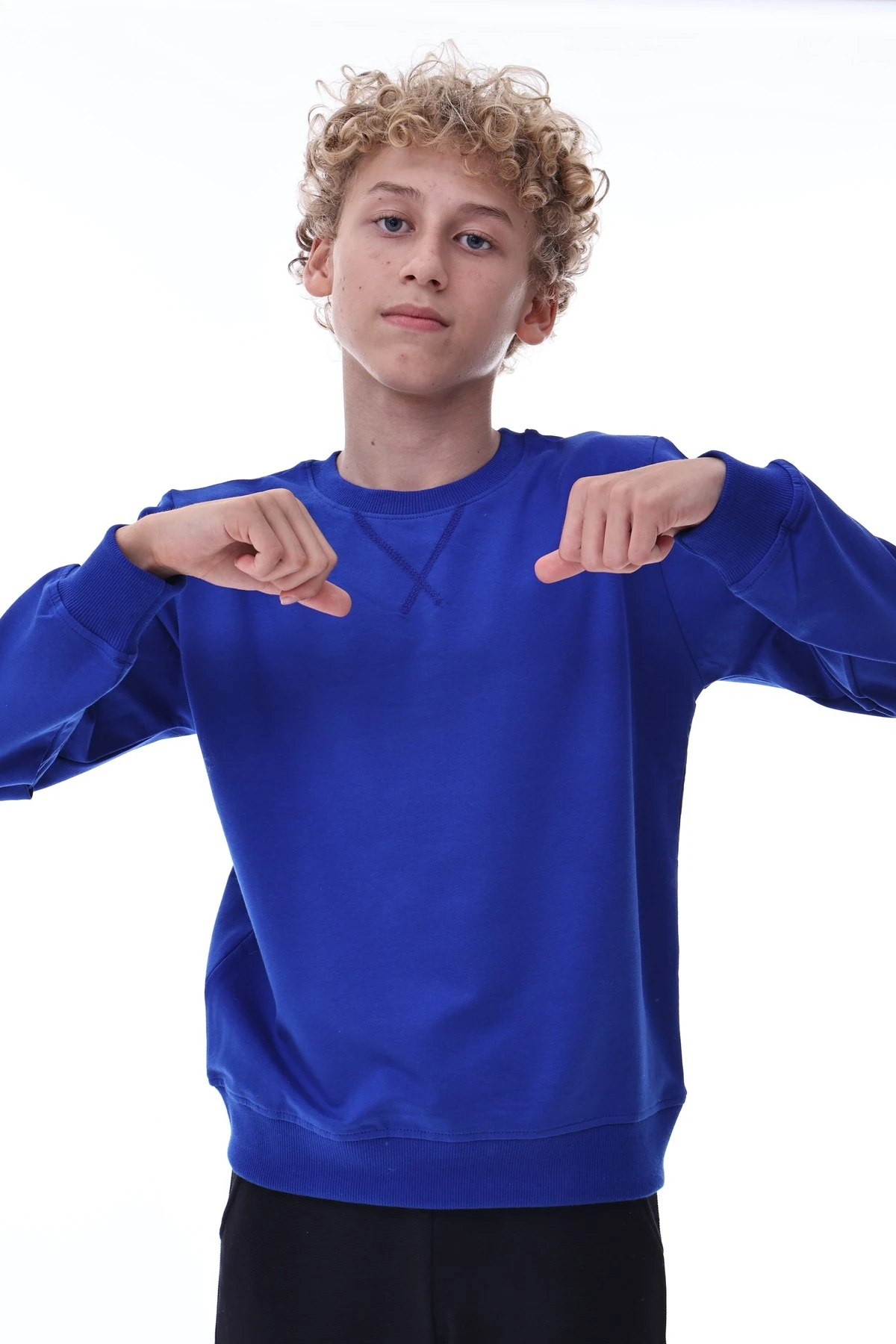 Mavi Erkek Çocuk Sweatshirt – Rahat Kalıp Pamuklu İki İplik Kumaş