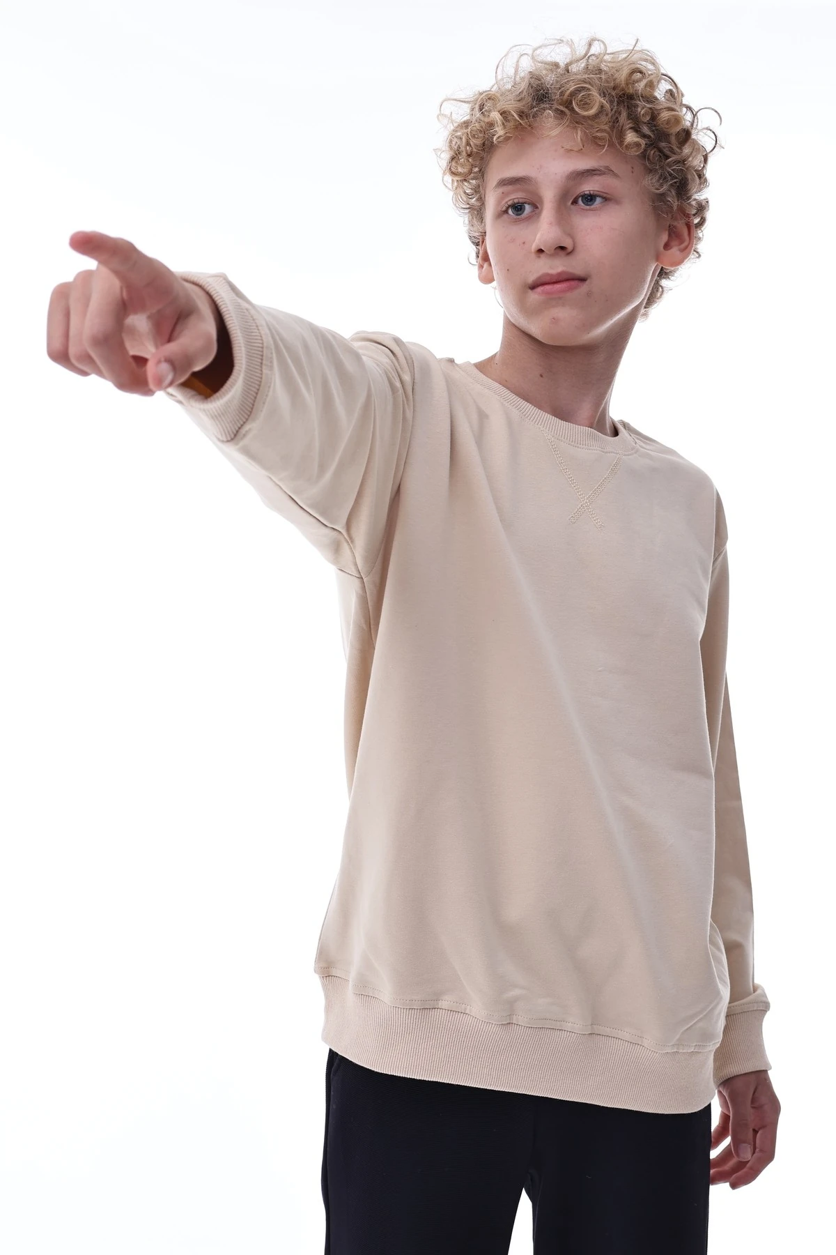 Bej Erkek Çocuk Sweatshirt – Rahat Kalıp Pamuklu İki İplik Kumaş