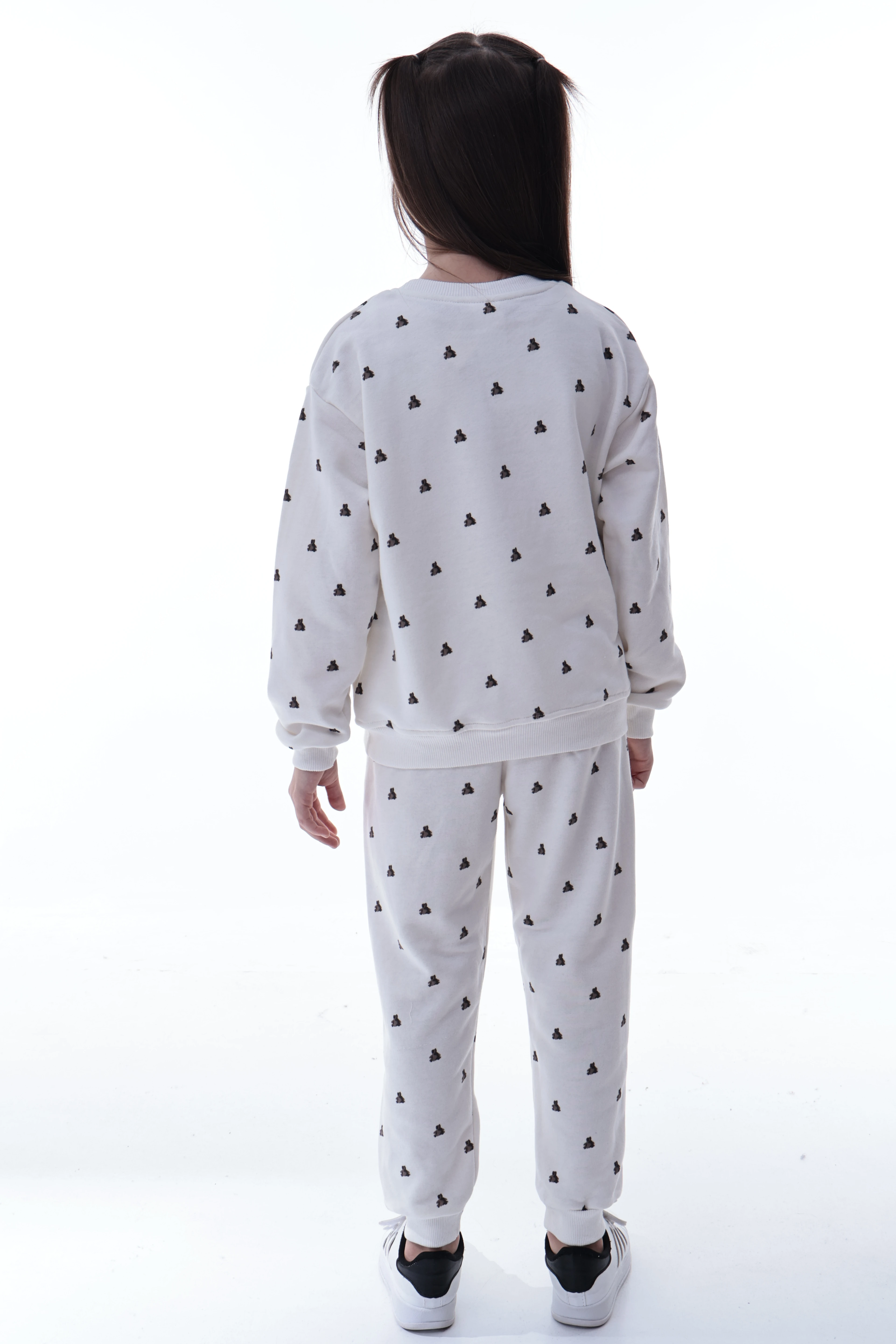 Kız Çocuk Polar Eşofman Takımı – Yumuşak Dokulu, Desenli, Rahat Günlük Takım