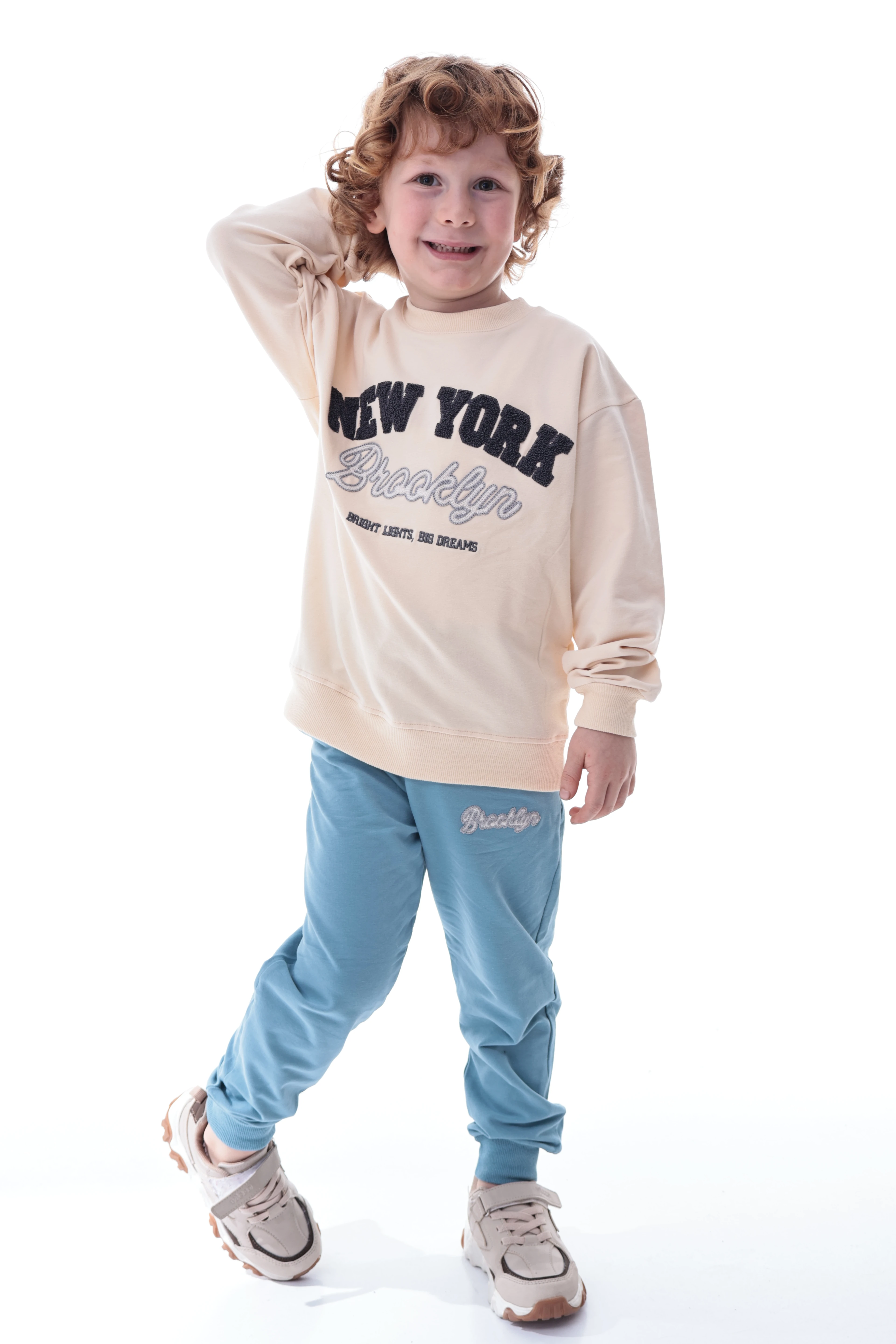 Erkek Çocuk New York Brooklyn Baskılı Eşofman Takımı – Rahat Kalıp, Yumuşak Kumaş, 2’li Sweat