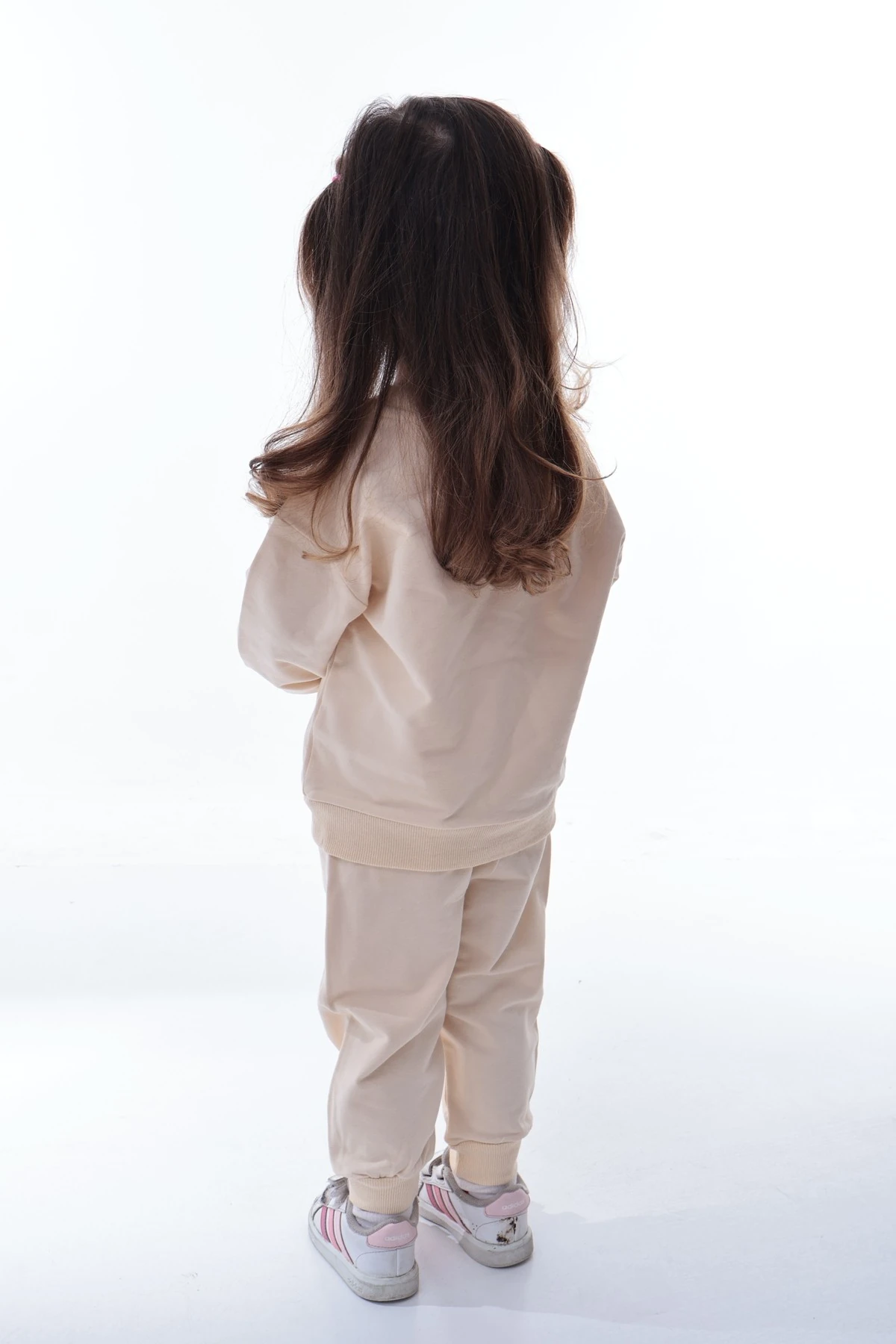 Kız Çocuk Pamuklu Eşofman Takımı – Pamuklu Çiçek Nakışlı Model