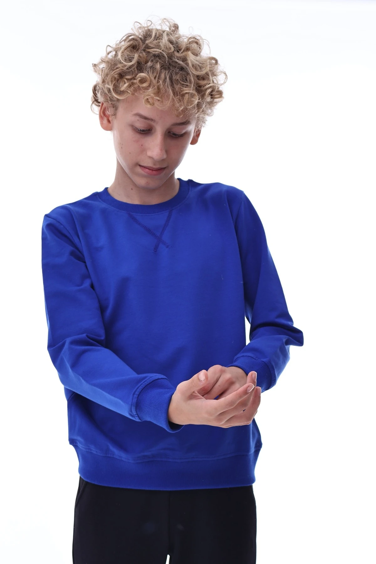 Mavi Erkek Çocuk Sweatshirt – Rahat Kalıp Pamuklu İki İplik Kumaş