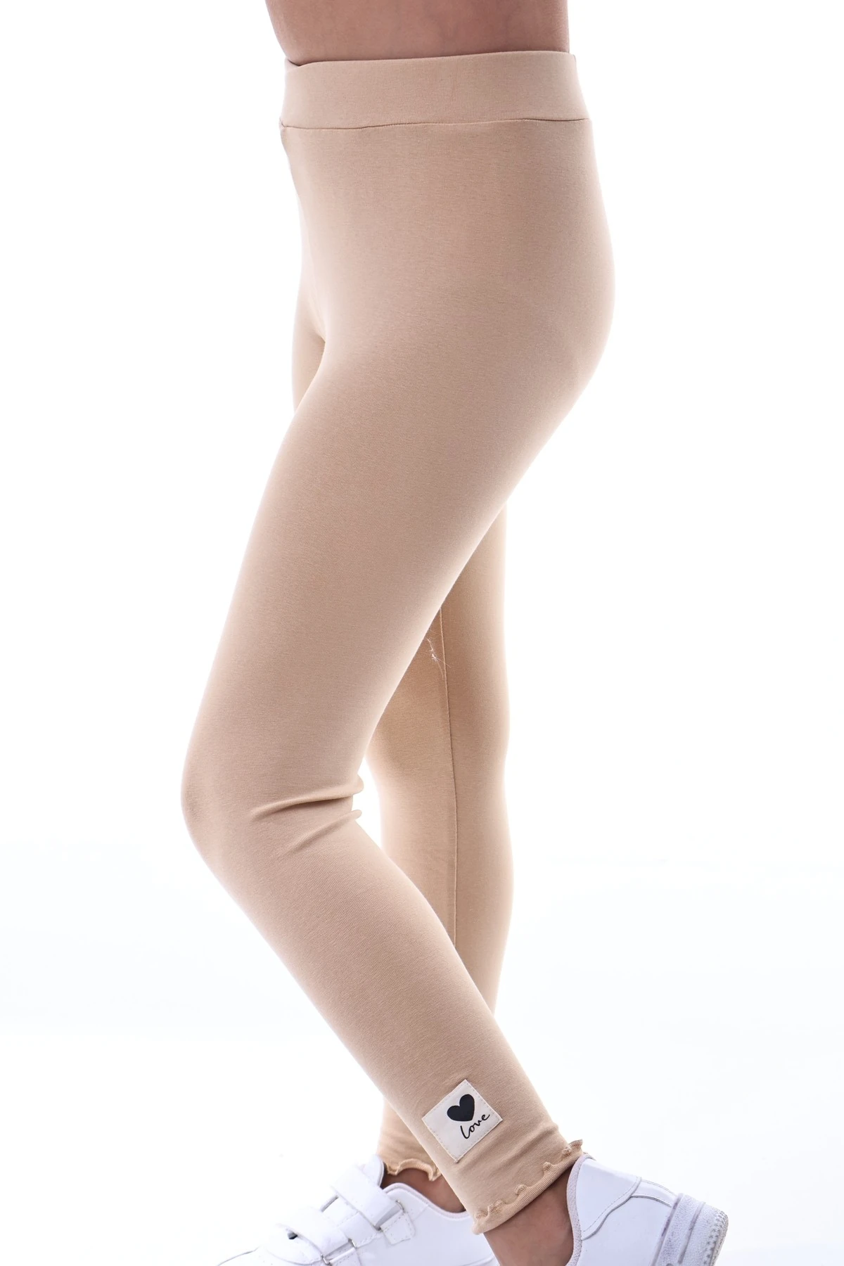 Kız Çocuk Bej Pamuklu Tayt – Esnek ve Rahat