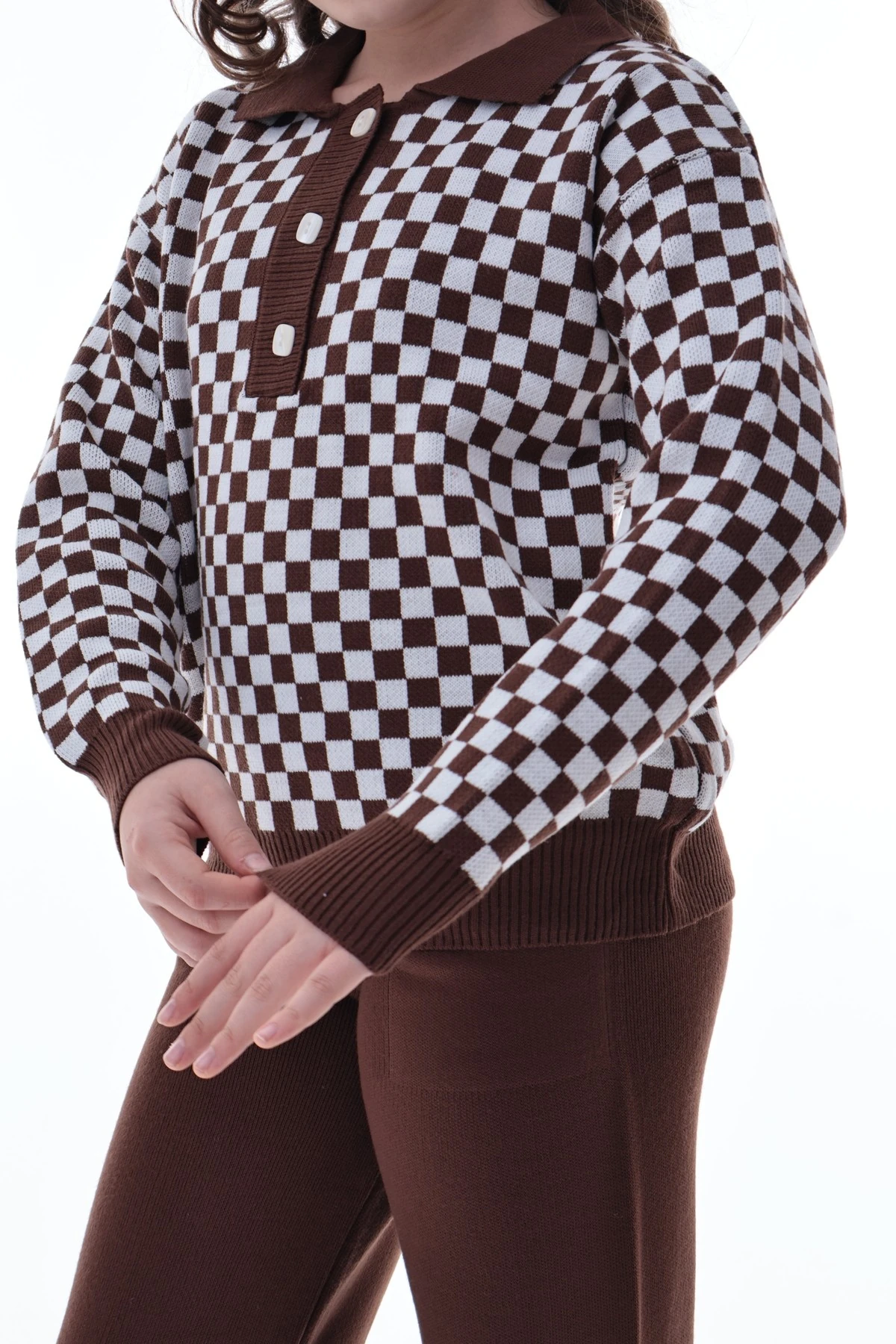 Kız Çocuk Ekoseli Triko Takım – %100 Akrilik Rahat ve Şık