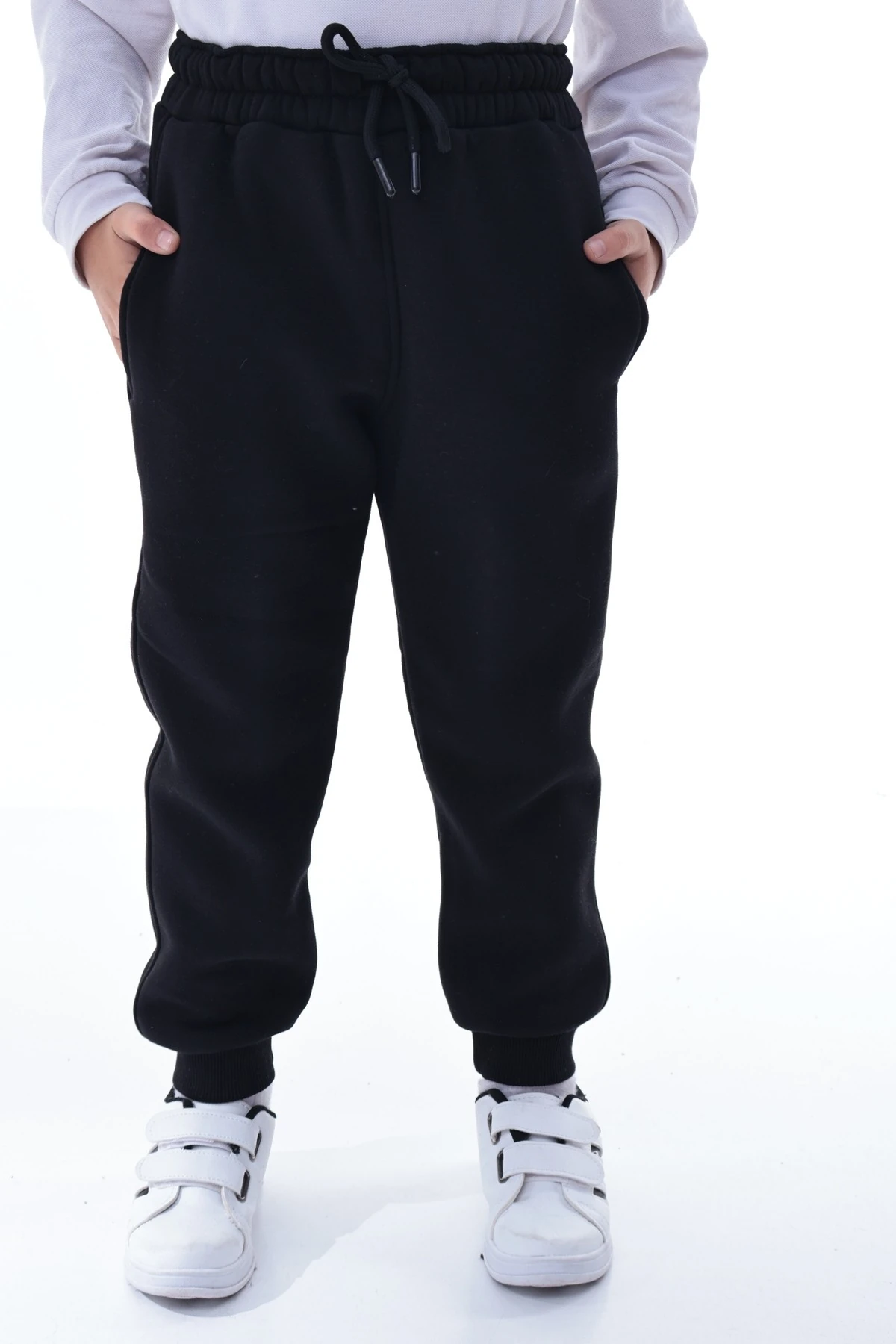 Erkek Çocuk %100 Pamuk Siyah Eşofman Altı – Esnek Rahat Kalıp Spor Pantolon