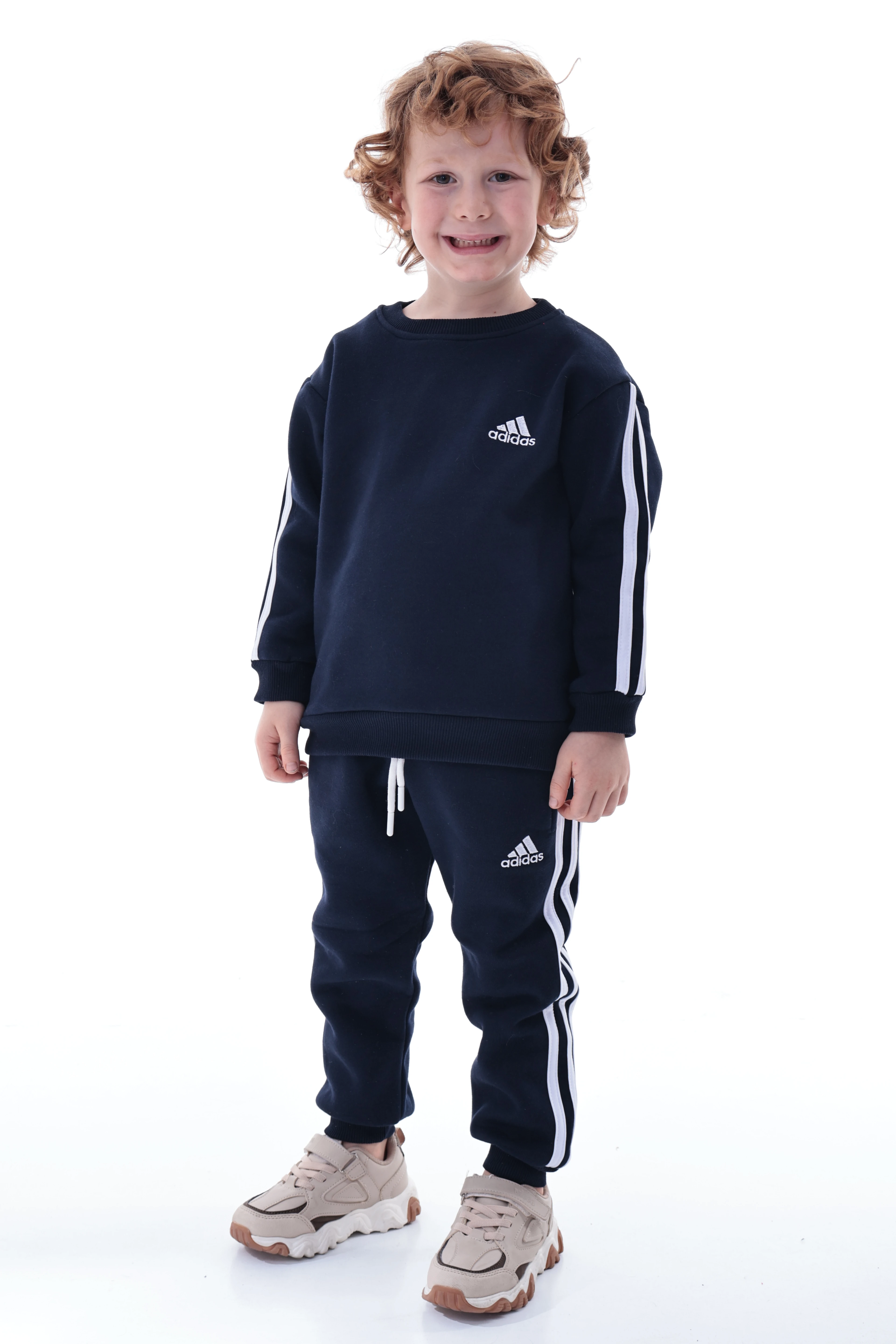 Erkek Çocuk Şeritli Polar Eşofman Takımı – Rahat ve Yumuşak Kumaş