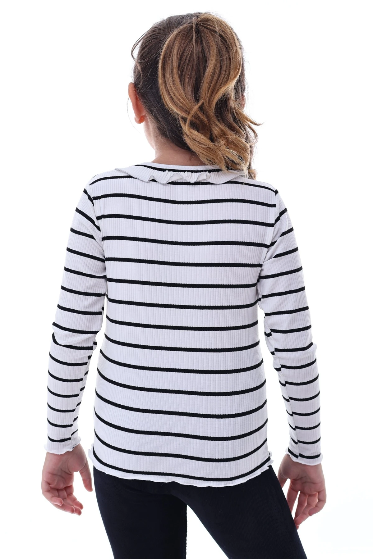 Kız Çocuk Çizgili Fırfır Yaka Uzun Kollu Ribana Tişört – Şık ve Rahat