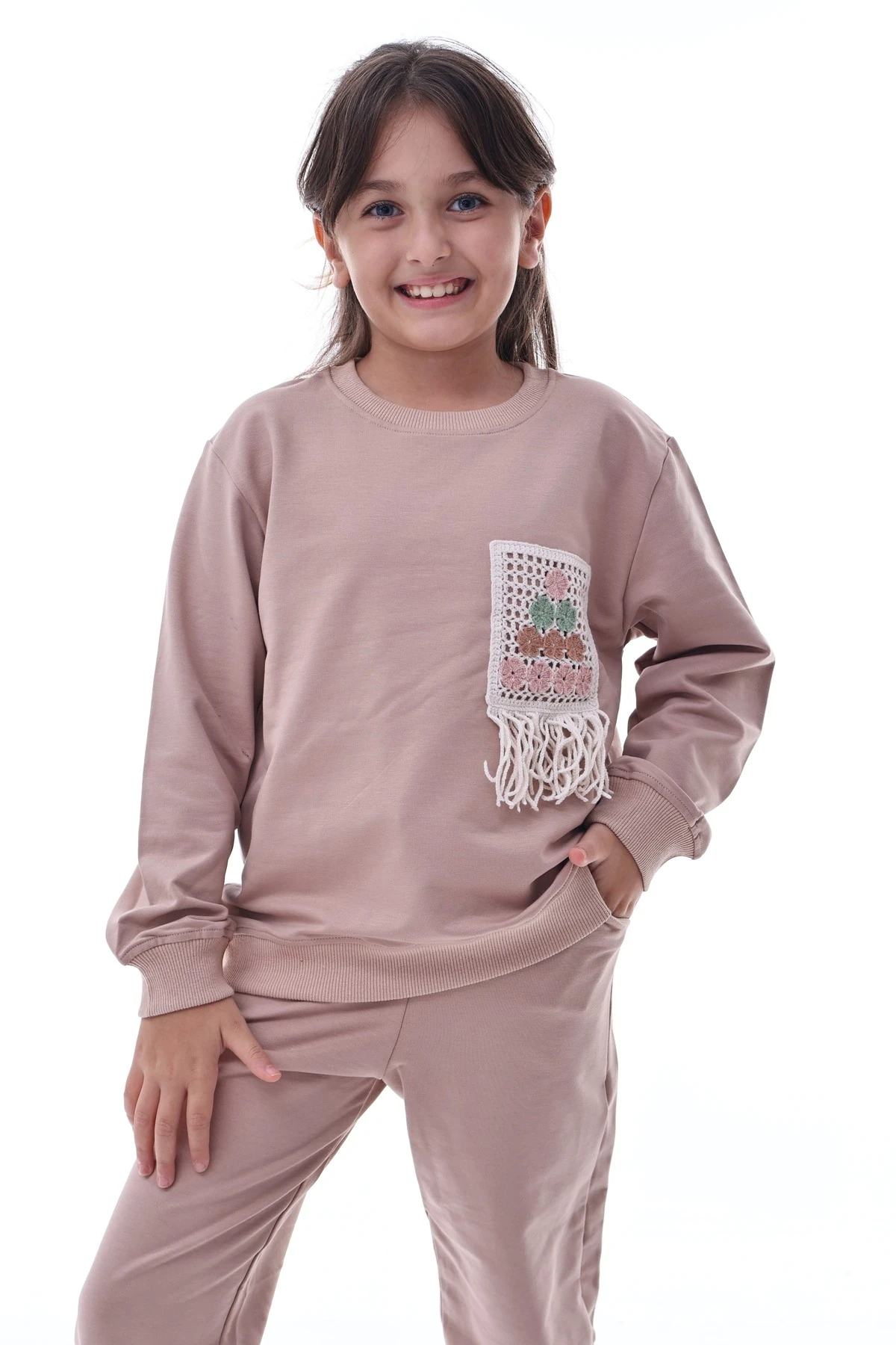 Kız Çocuk Bej Örgü Detaylı Sweatshirt ve Eşofman Takımı – Pamuklu Rahat Günlük Çocuk Takım