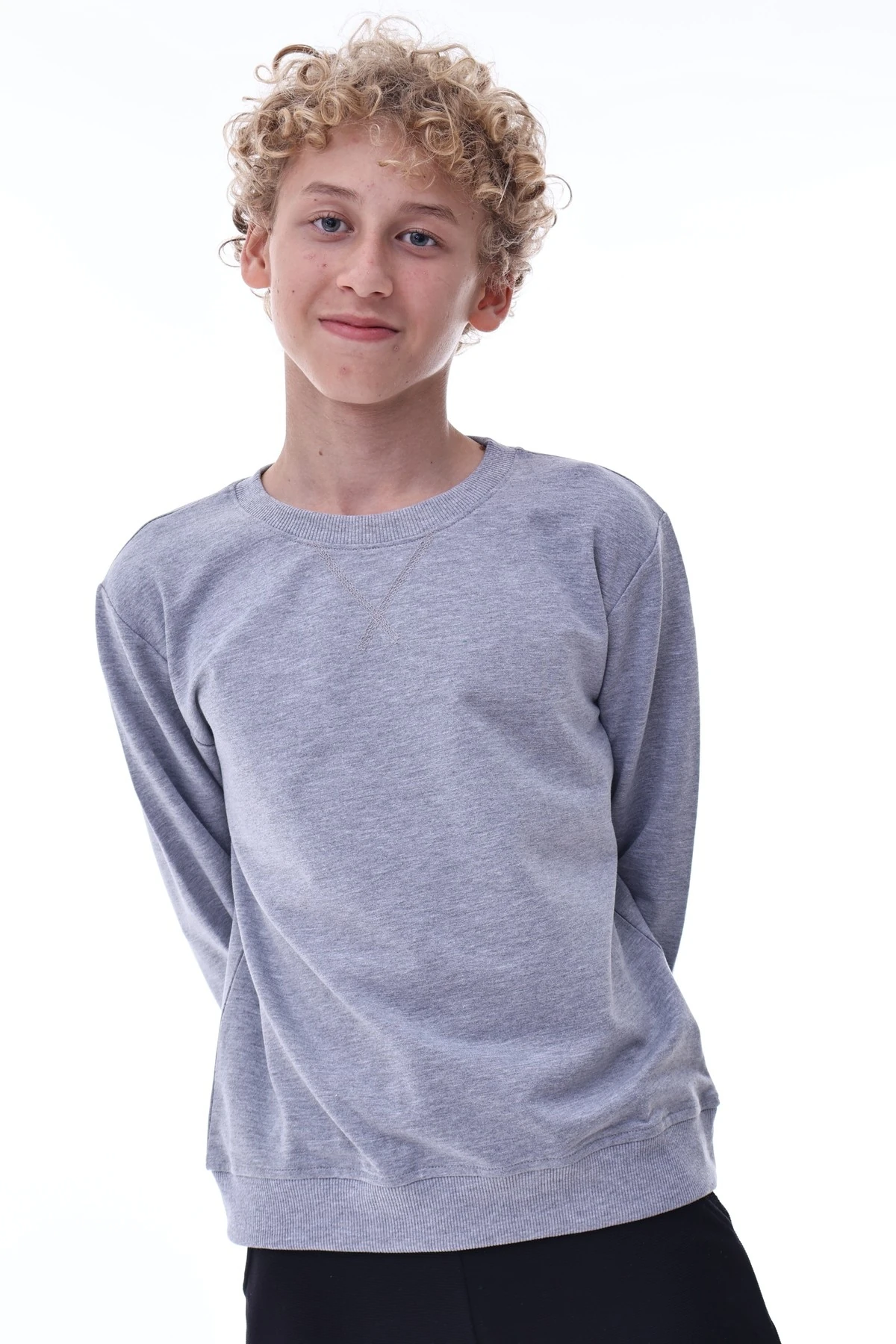 Gri Erkek Çocuk Sweatshirt – Rahat Kalıp Pamuklu İki İplik Kumaş