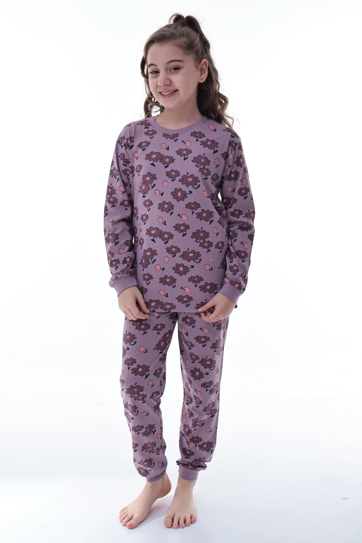 Kız Çocuk Çiçek Desenli Pamuklu Pijama Takımı – 8-13 Yaş Rahat Uyku Takımı