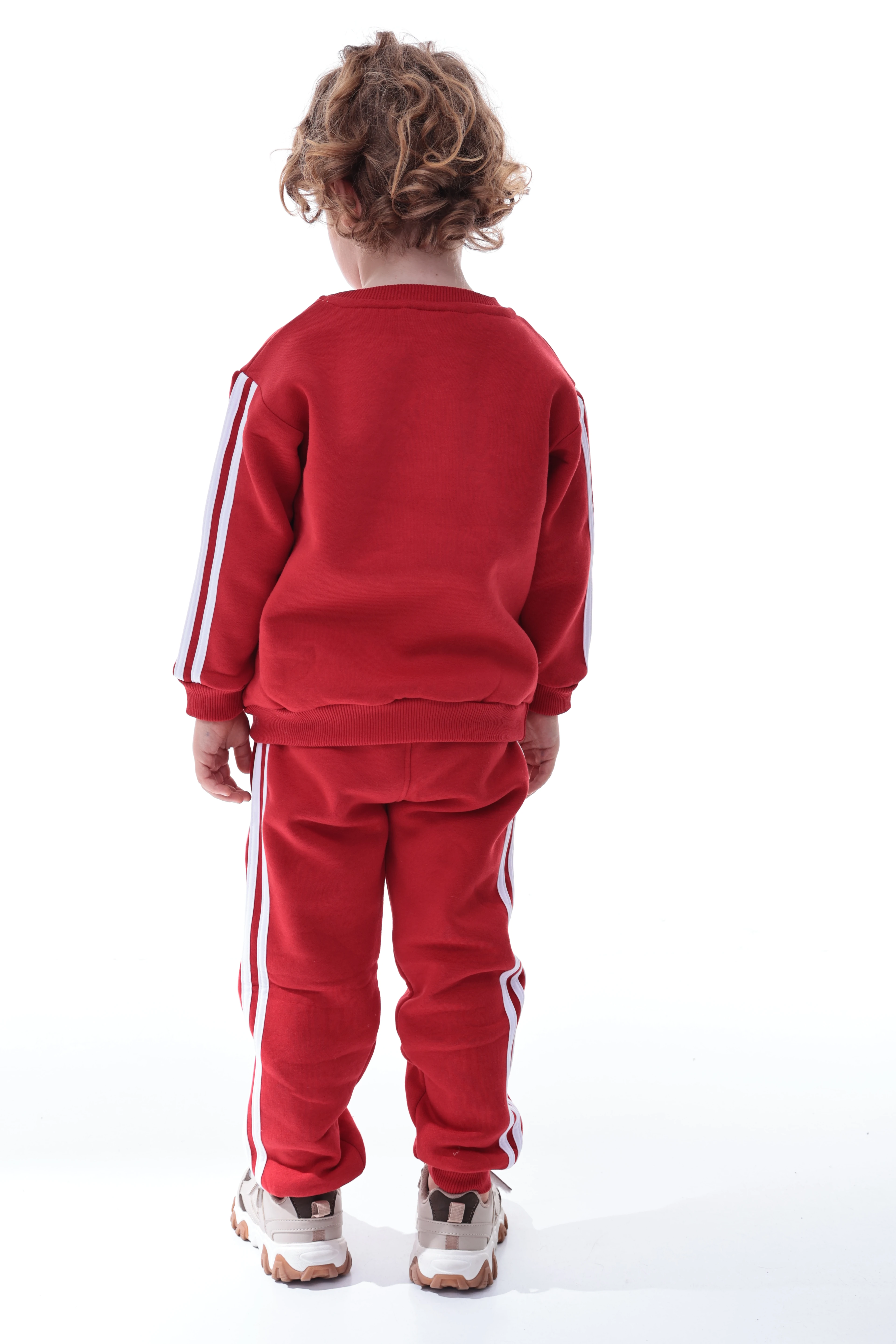 Erkek Çocuk Şeritli Polar Eşofman Takımı – Rahat ve Yumuşak Kumaş