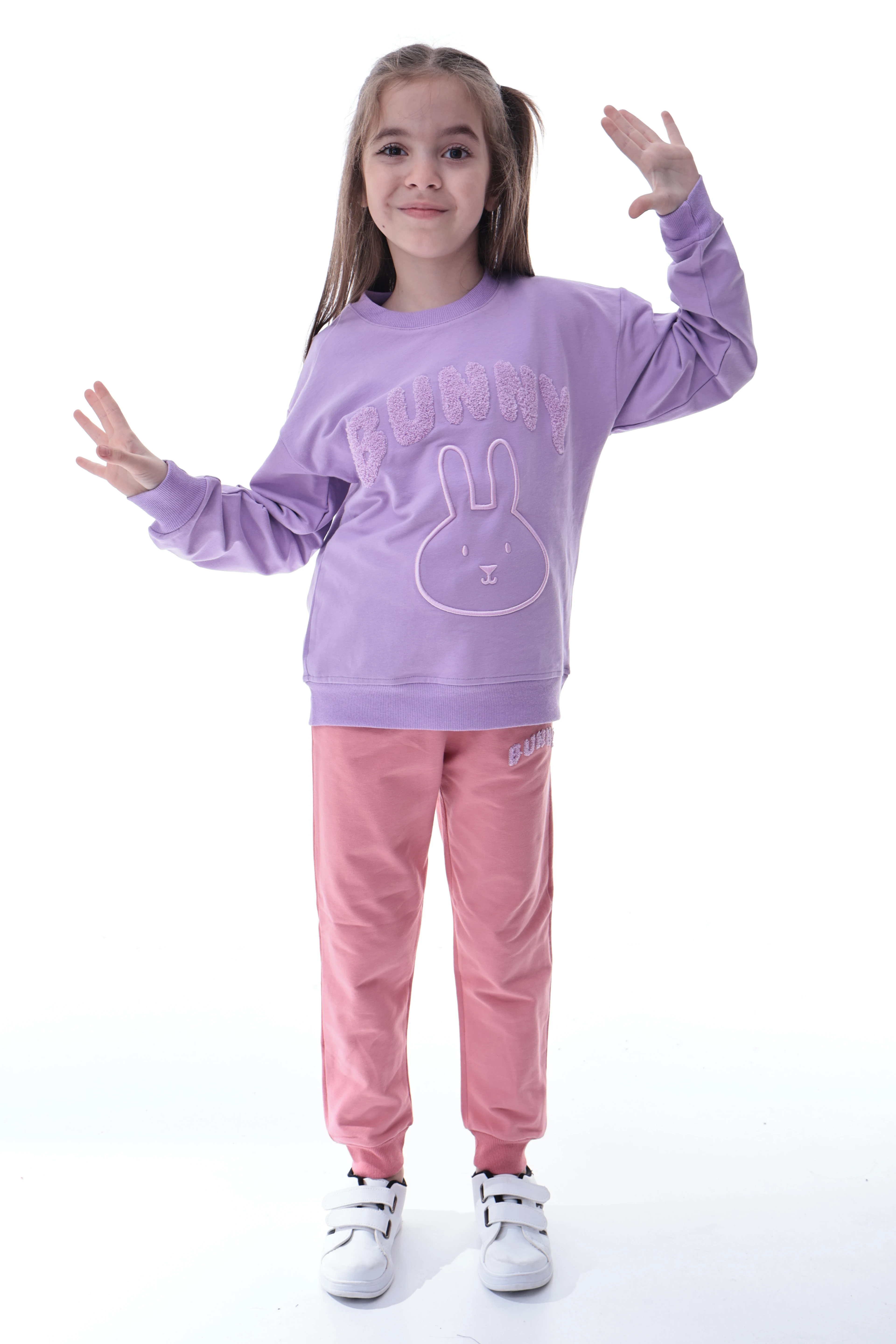 Kız Çocuk Kabartma Ayıcık Desenli Polar Eşofman Takımı – Rahat ve Yumuşak Kumaş