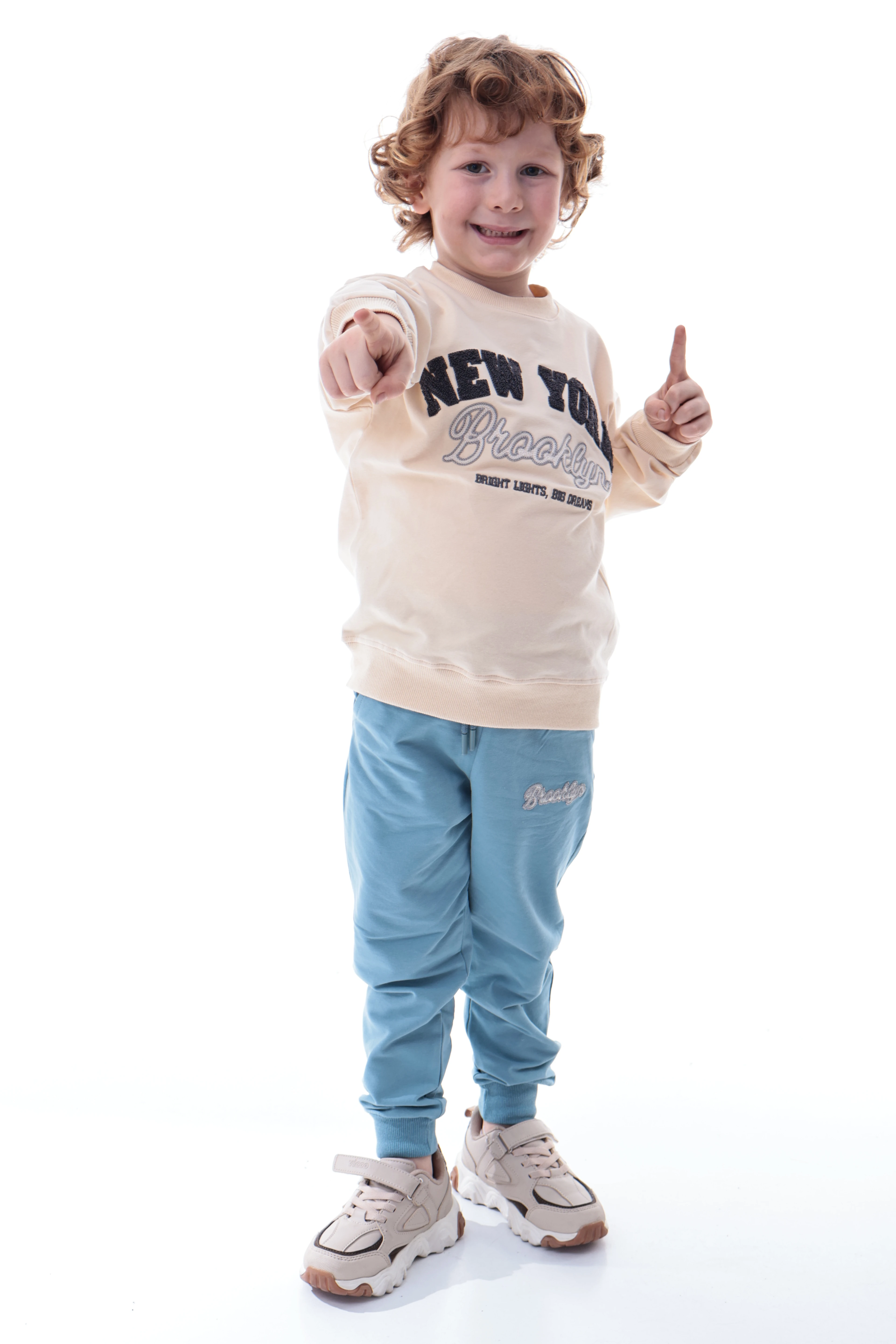 Erkek Çocuk New York Brooklyn Baskılı Eşofman Takımı – Rahat Kalıp, Yumuşak Kumaş, 2’li Sweat