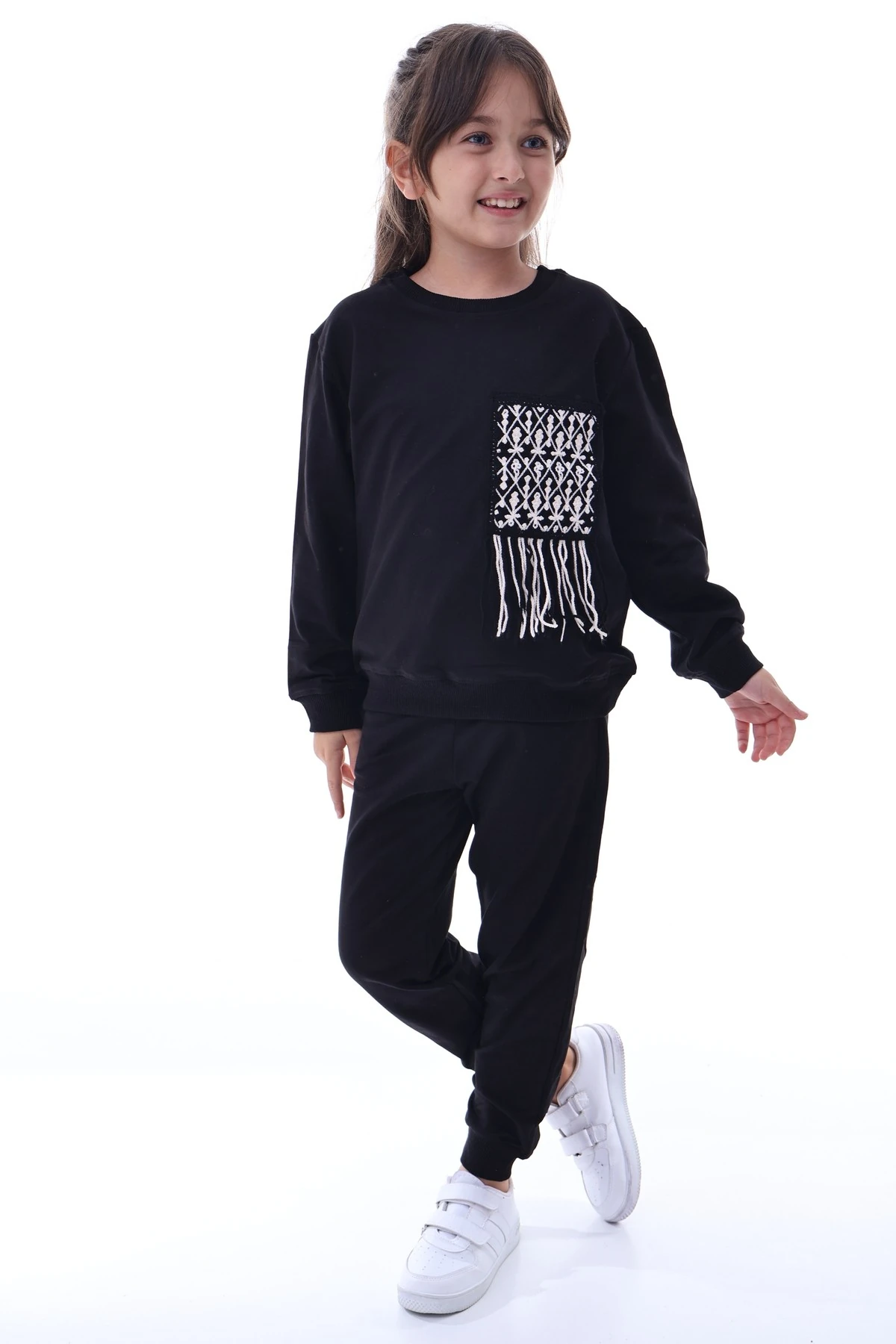 Kız Çocuk Siyah Örgü Detaylı Sweatshirt ve Eşofman Takımı – Pamuklu Rahat Günlük Çocuk Takım