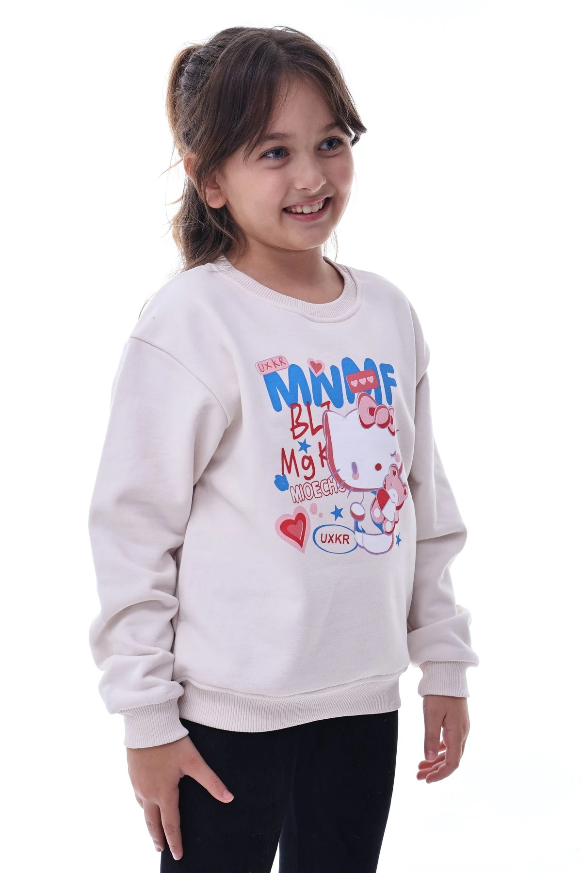 Kız Çocuk Karakter Baskılı Bej Sweatshirt – Yumuşak ve Rahat