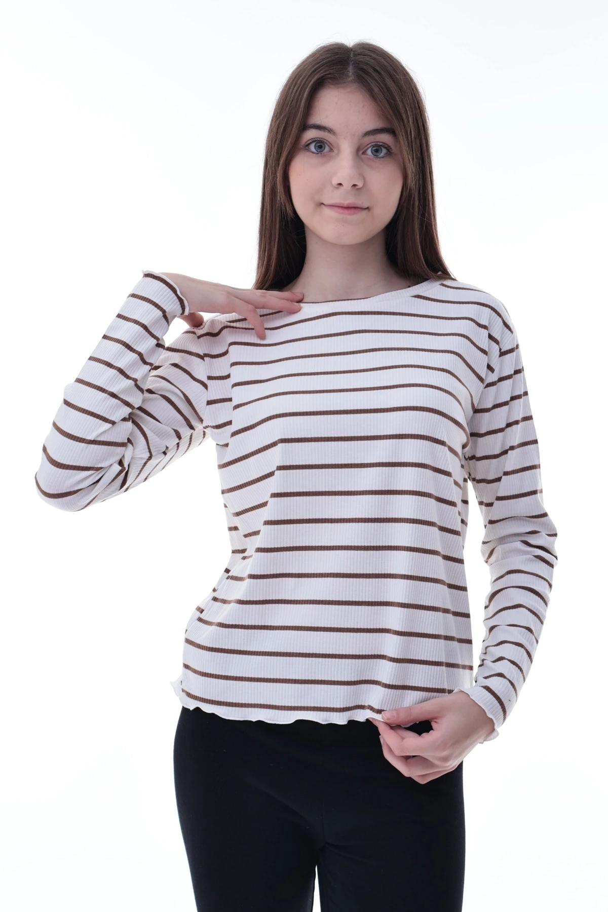 Kız Çocuk Çizgili Uzun Kollu Bluz – Fırfırlı Yaka, Rahat Günlük Giyim, Esnek Kumaş